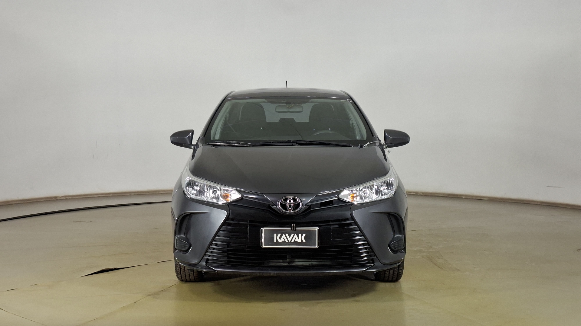 Toyota Yaris — foto 2 de 16