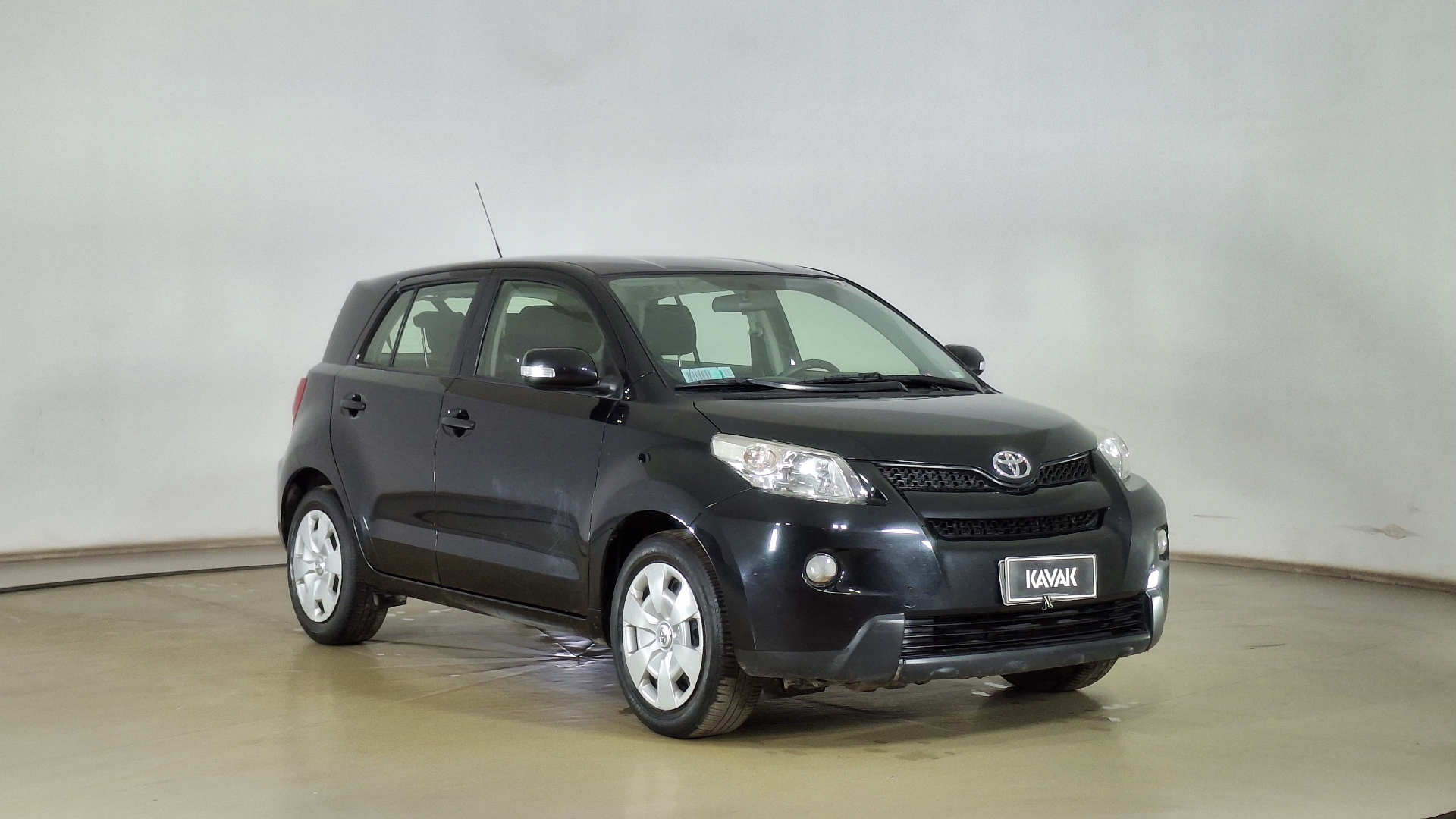 Toyota Urban Cruiser — foto 3 de 15