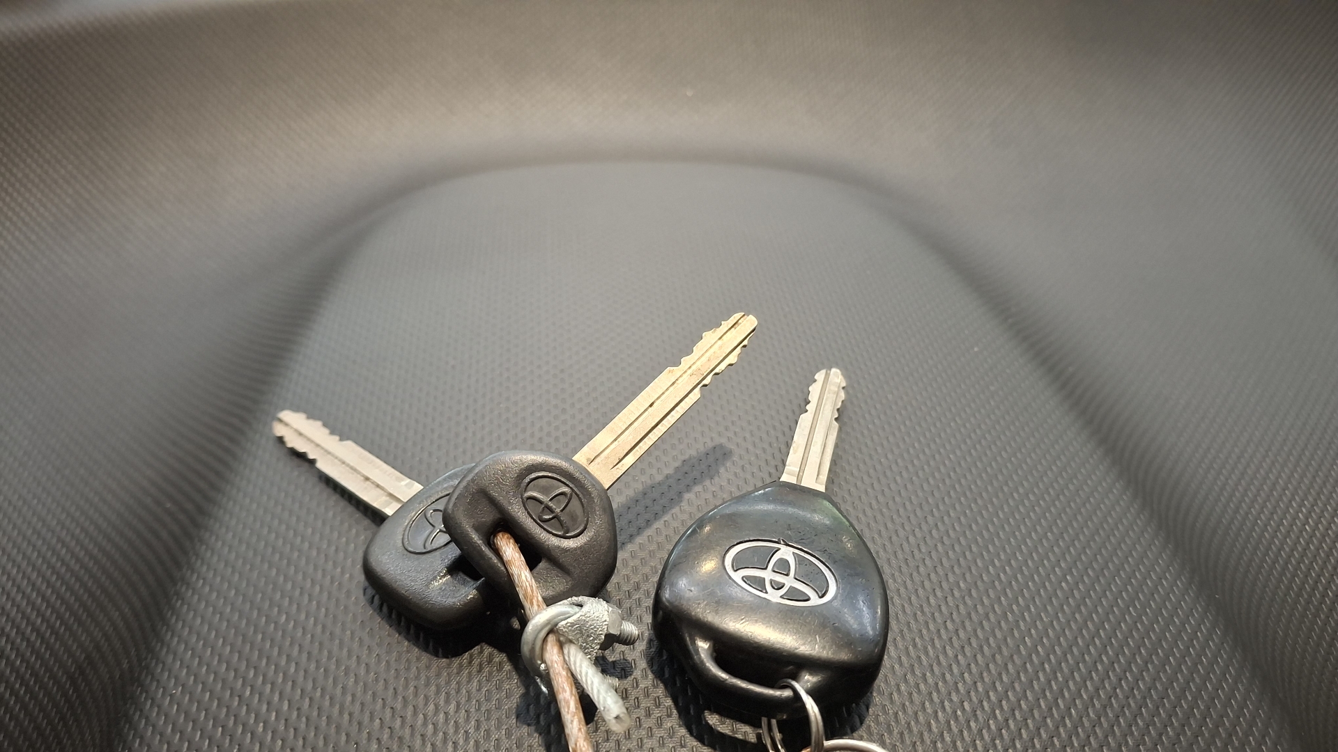 Toyota Urban Cruiser — foto 15 de 15