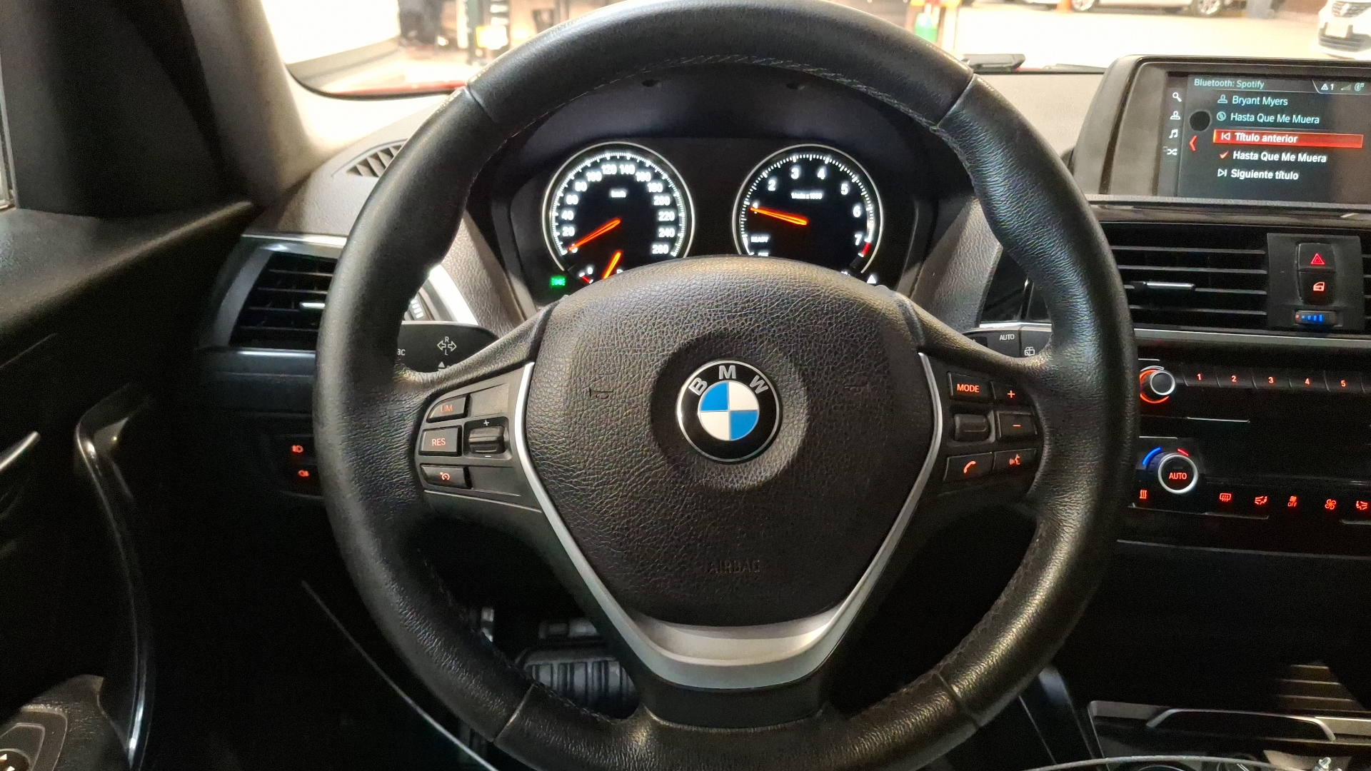 BMW Serie 1 — foto 8 de 16