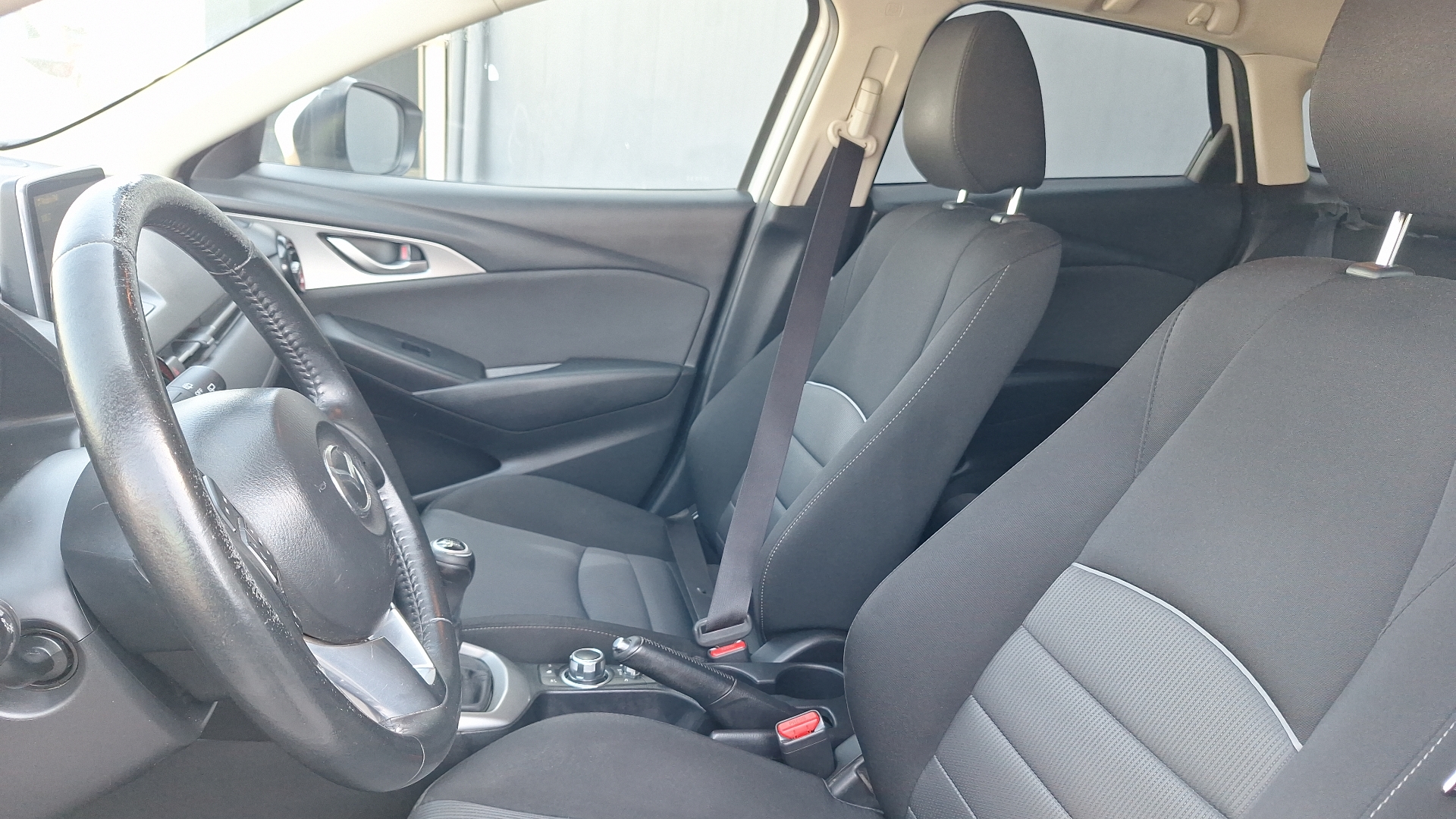 Mazda CX-3 — foto 14 de 15