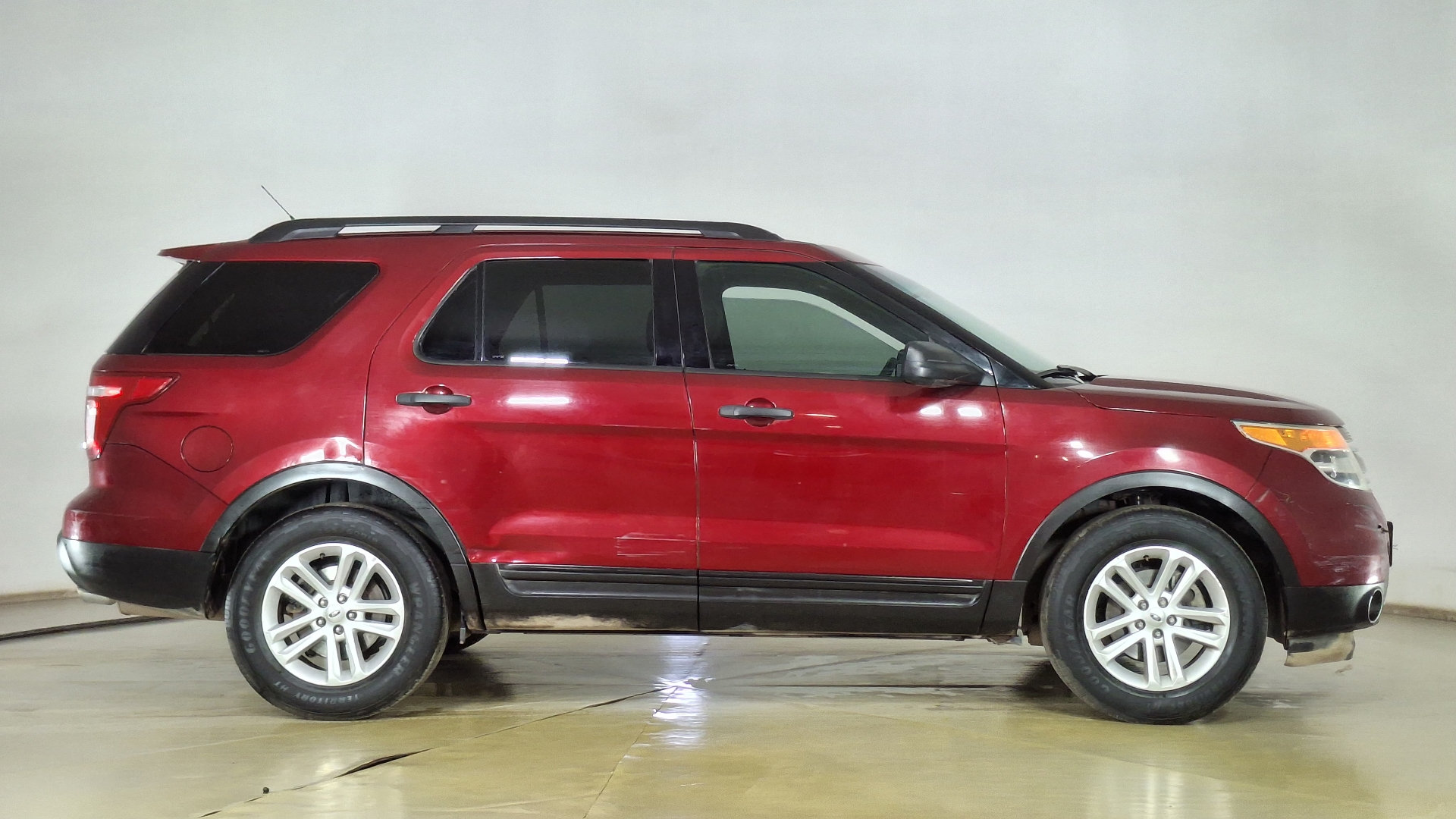 Ford Explorer — foto 4 de 16