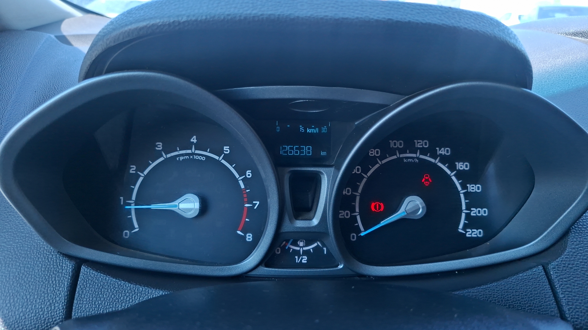 Ford Ecosport — foto 9 de 14