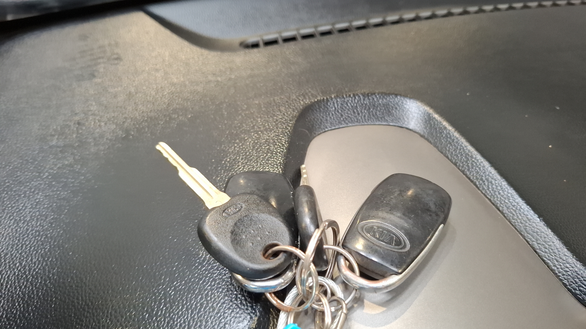 KIA Sportage — foto 15 de 15