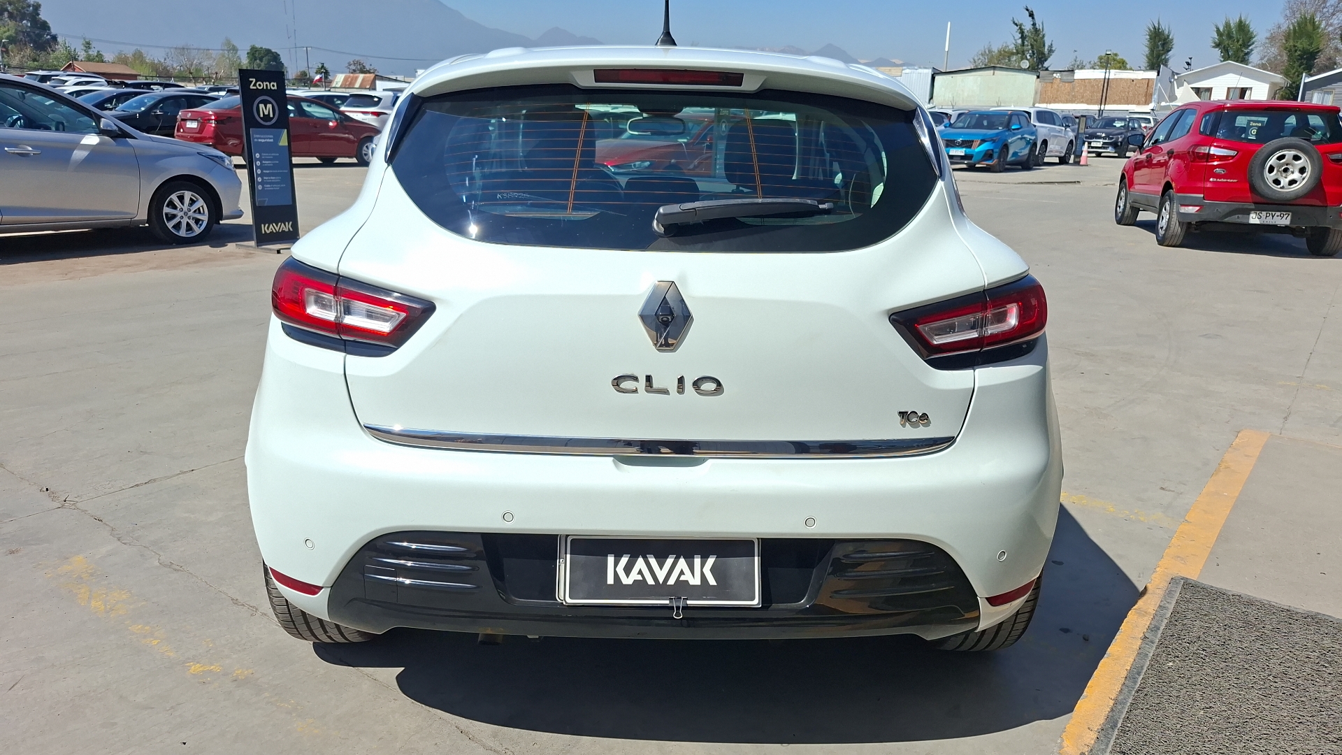 Renault Clio — foto 3 de 16