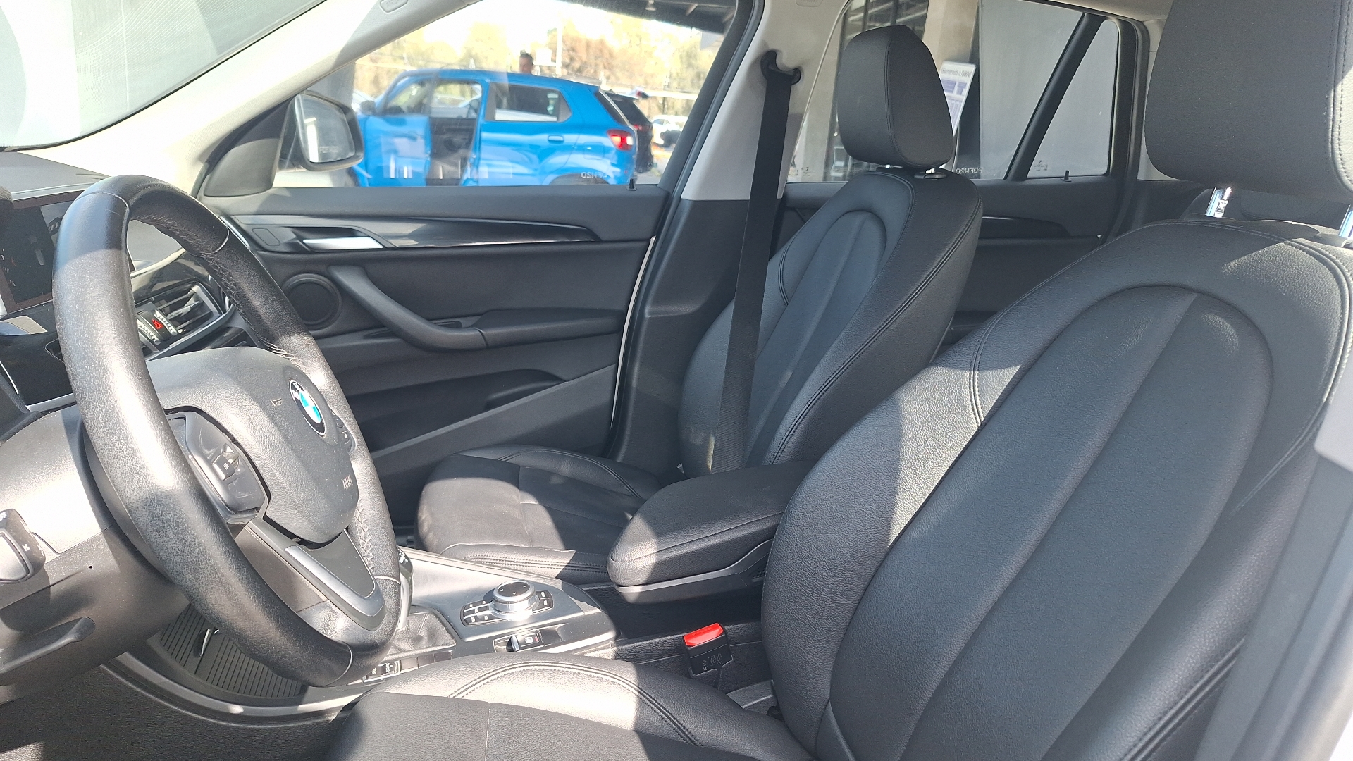 BMW X1 — foto 11 de 12