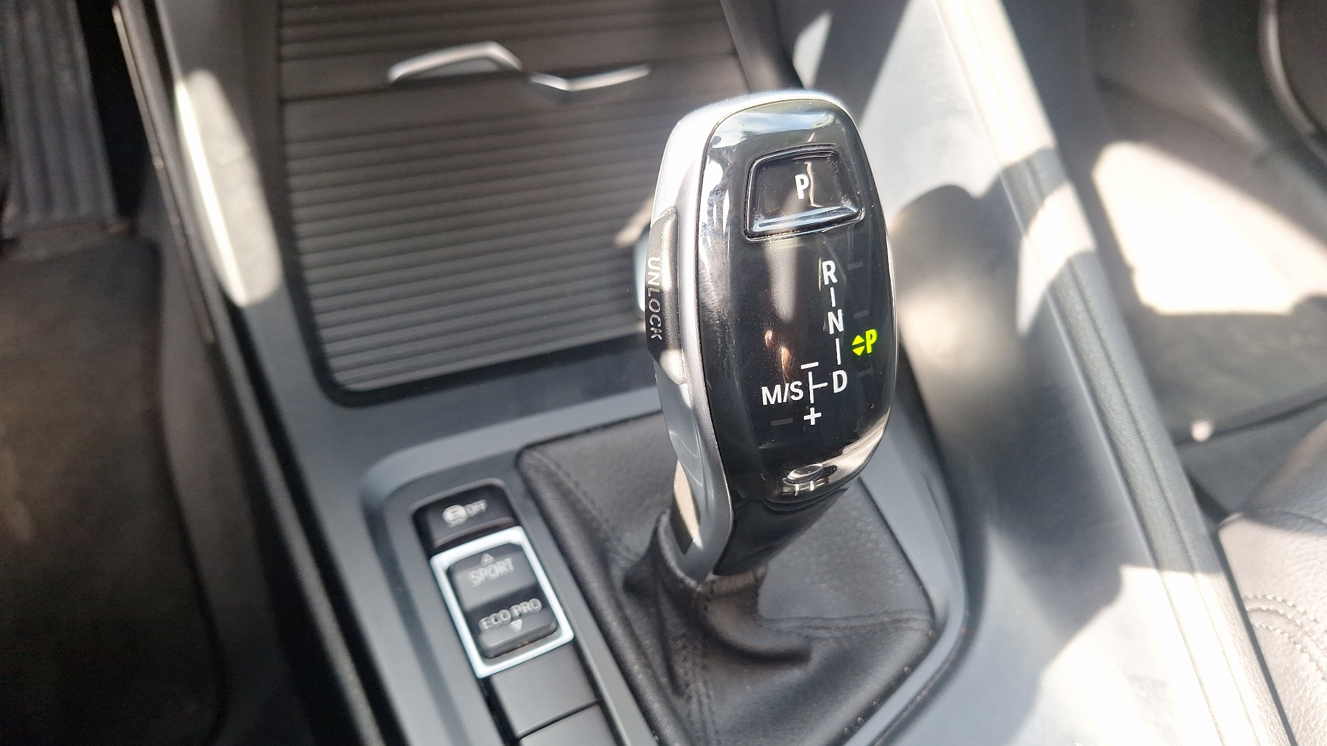 BMW X1 — foto 8 de 12