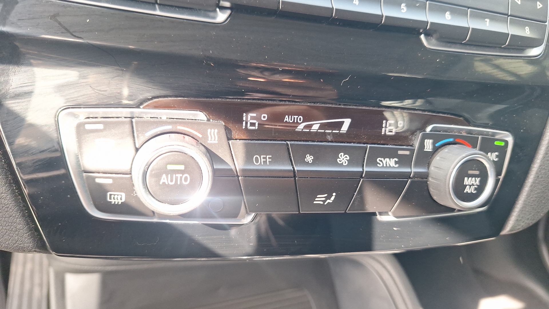 BMW X1 — foto 12 de 12