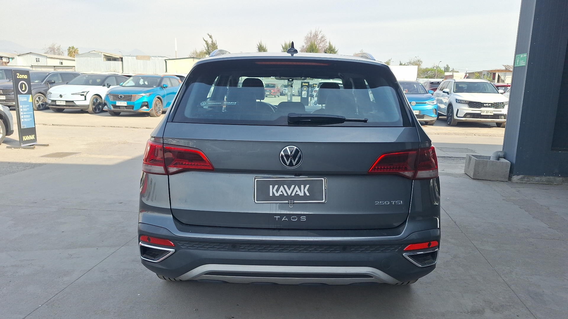Volkswagen Taos — foto 3 de 16