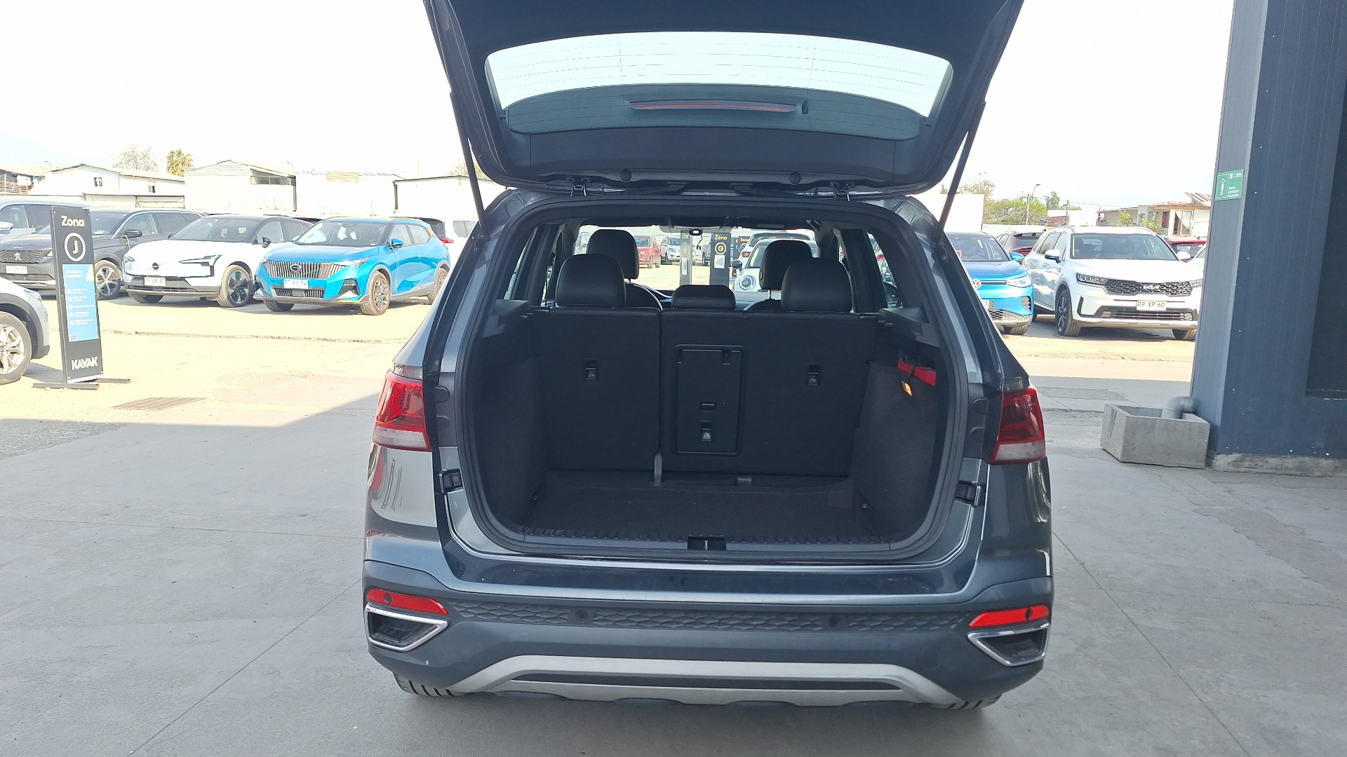 Volkswagen Taos — foto 4 de 16