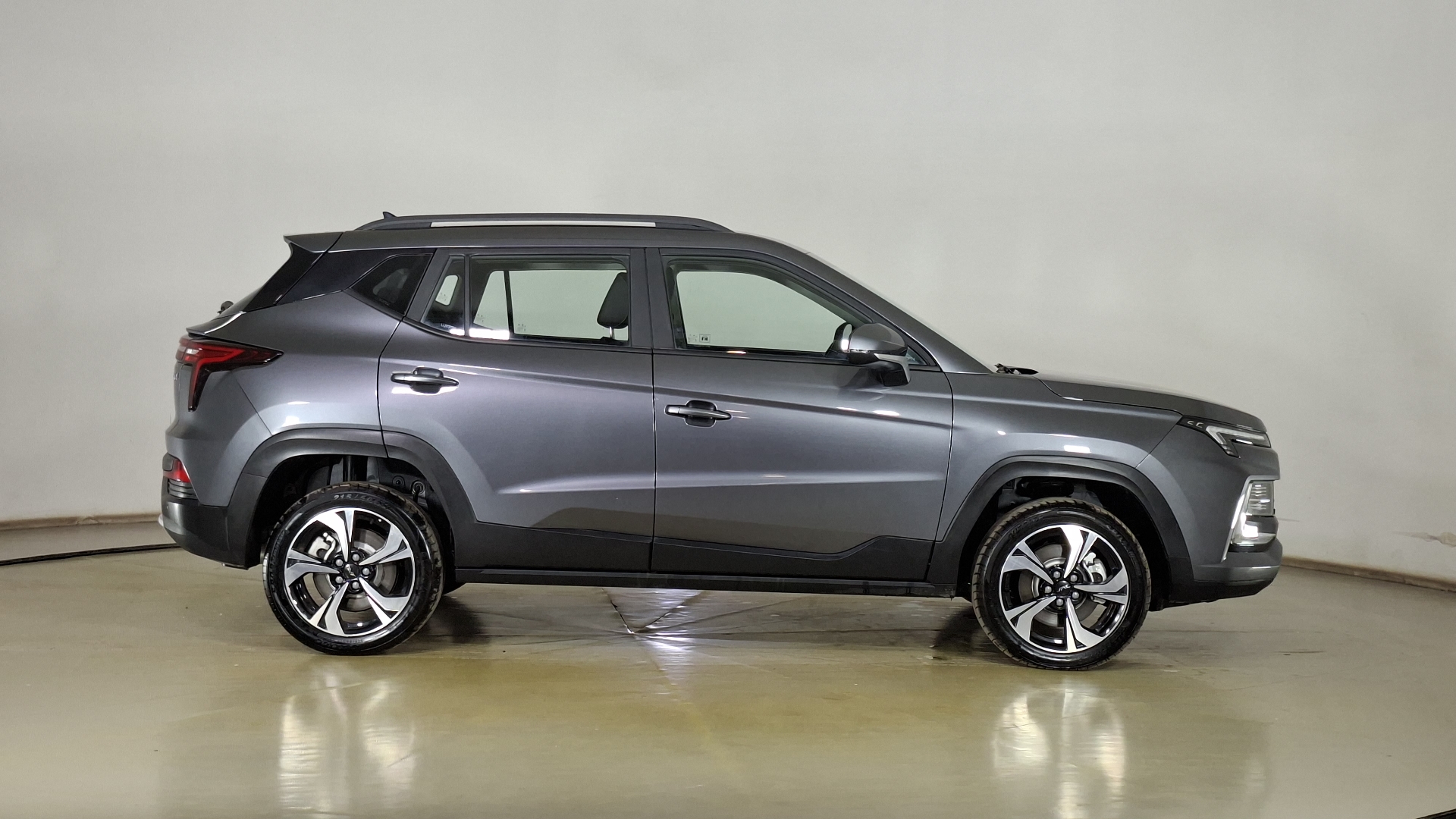 JAC Js4 — foto 4 de 16