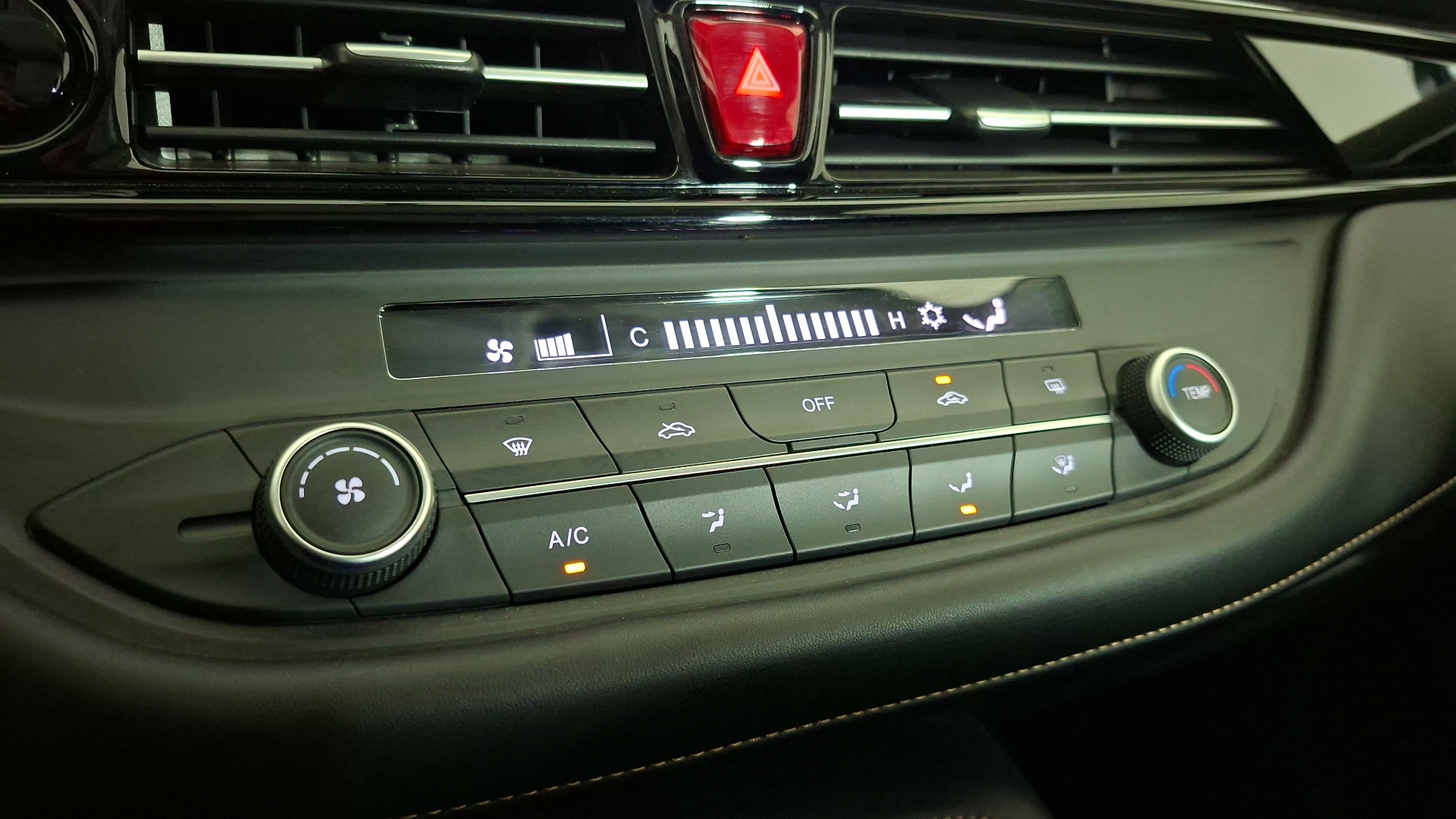 JAC Js4 — foto 15 de 16