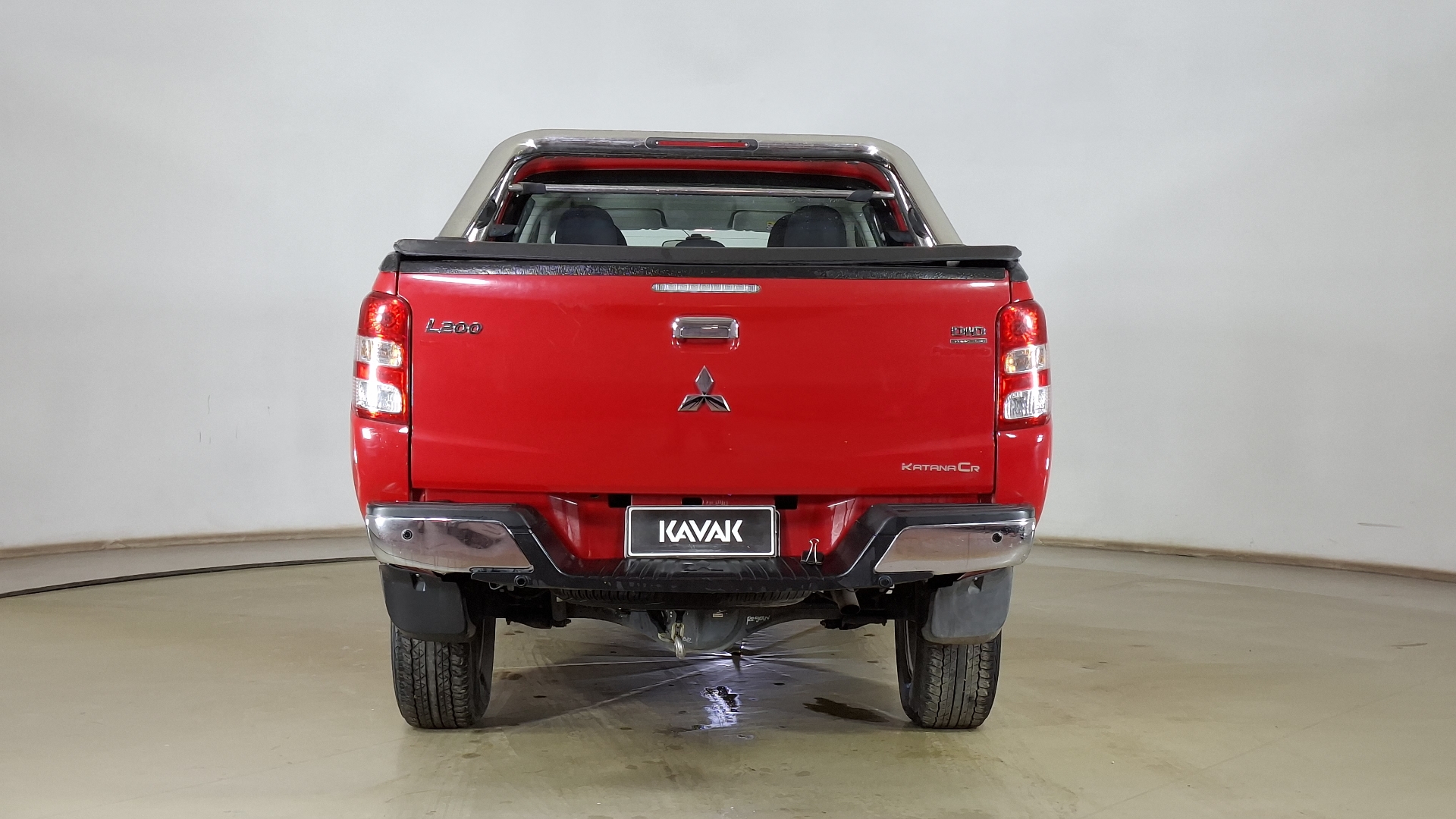 Mitsubishi L200 — foto 5 de 15