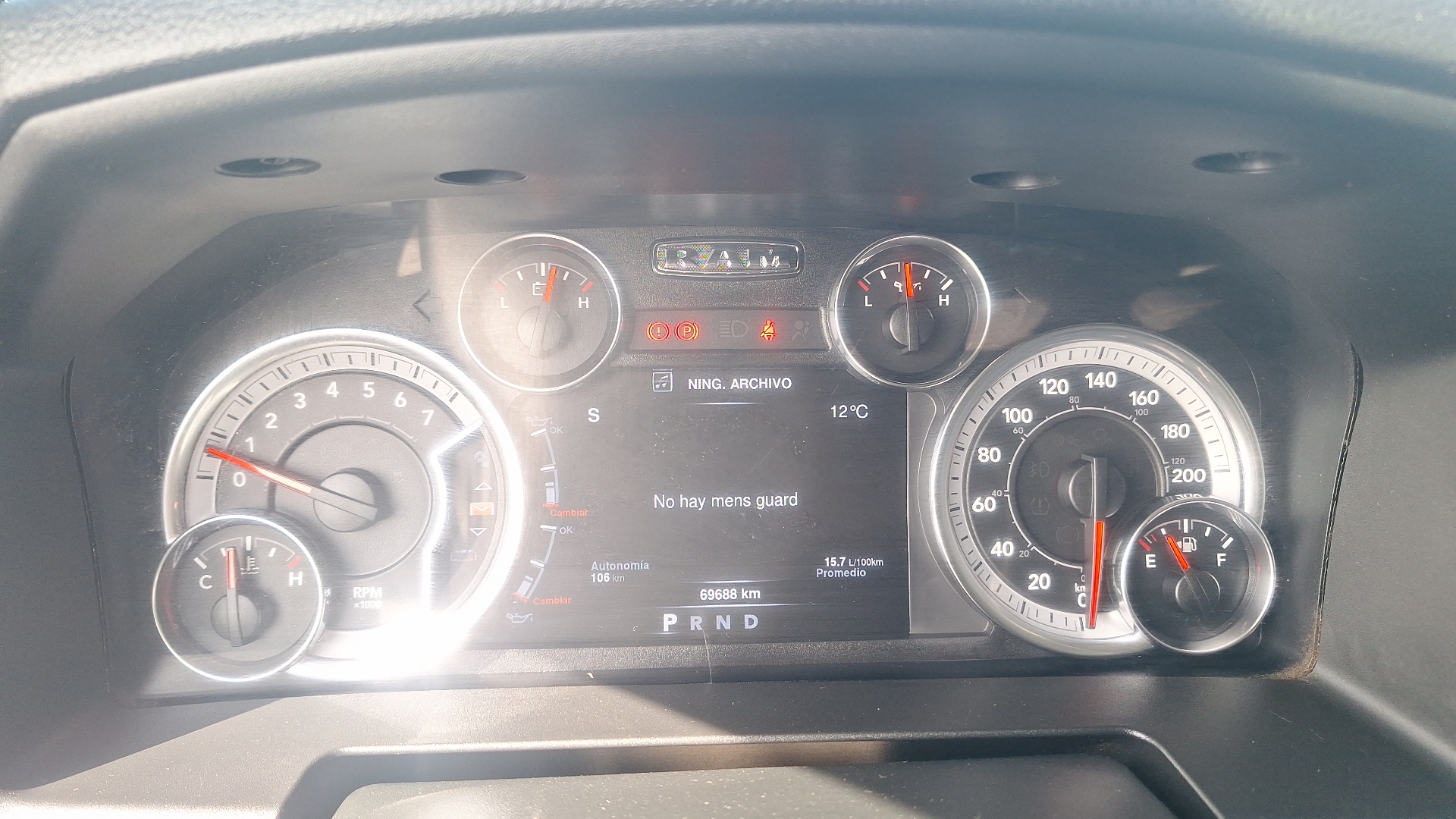 Dodge Ram — foto 9 de 15