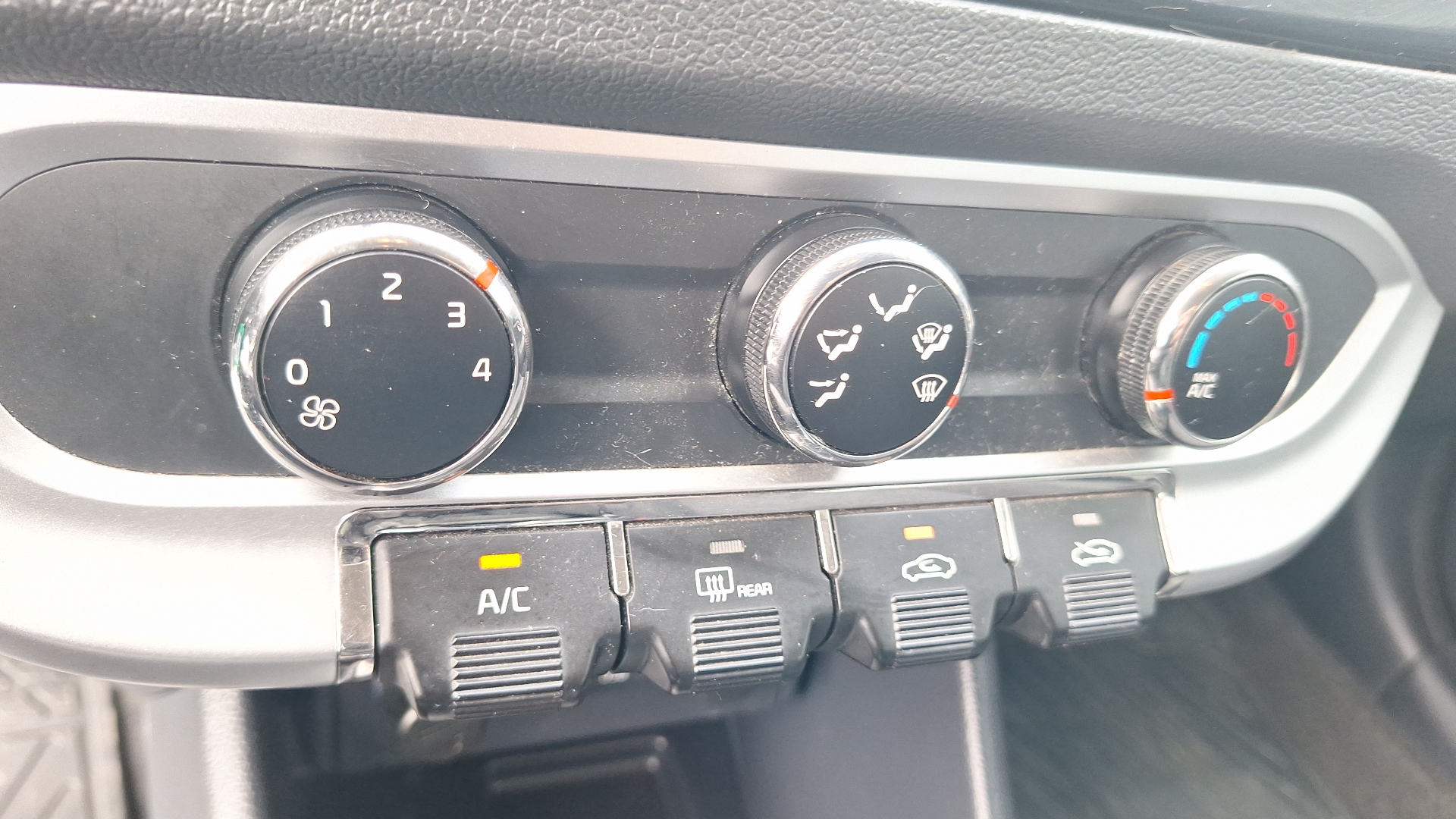 KIA Rio5 — foto 14 de 14
