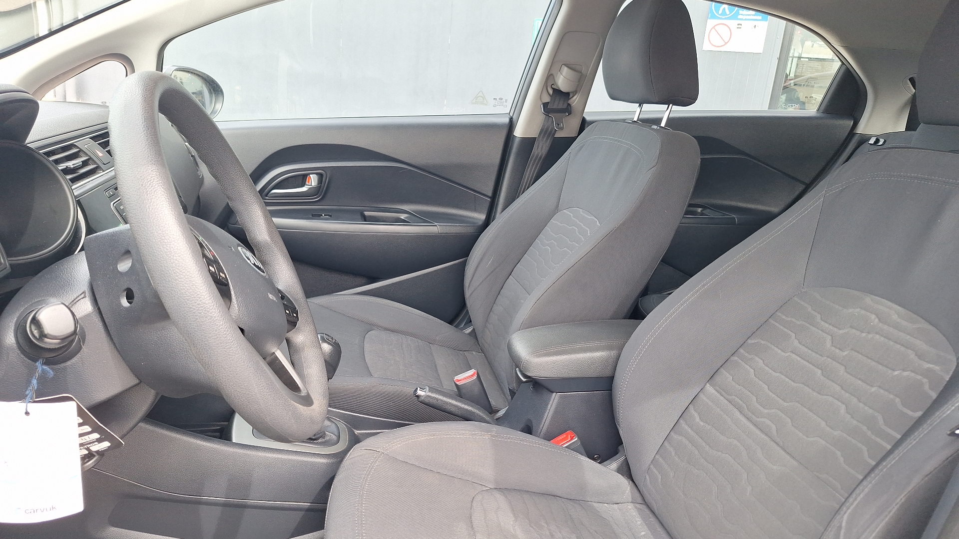 KIA Rio5 — foto 13 de 14