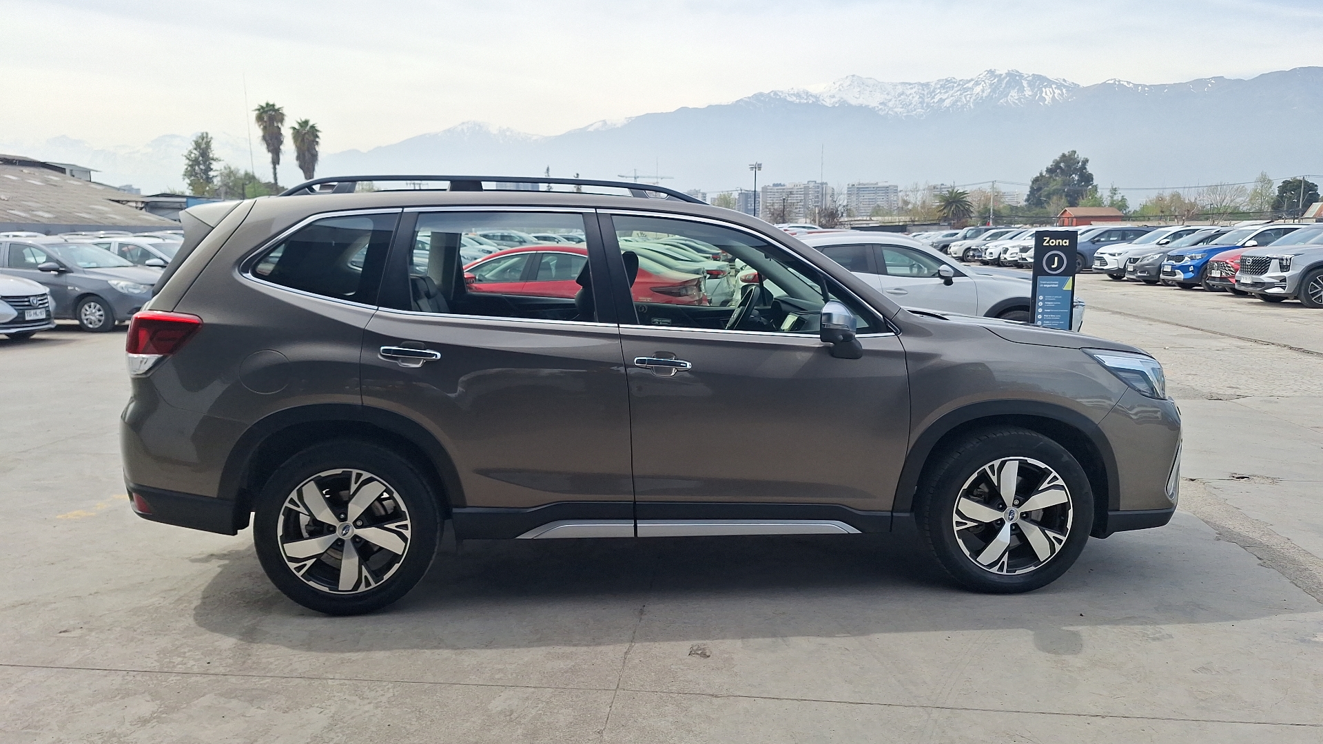 Subaru Forester — foto 5 de 16