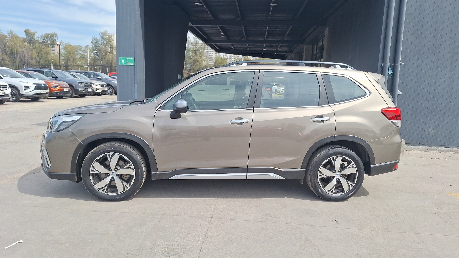 Subaru Forester — foto 2 de 16