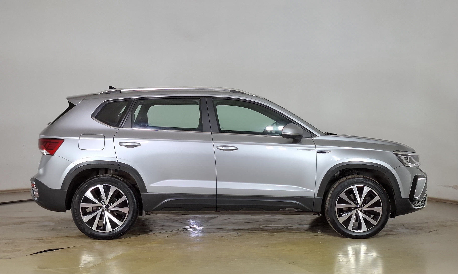 Volkswagen Taos — foto 4 de 17