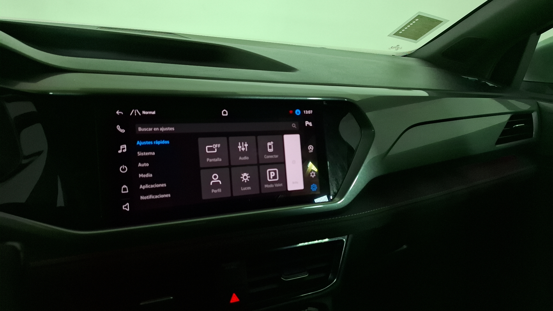 Volkswagen Taos — foto 10 de 17