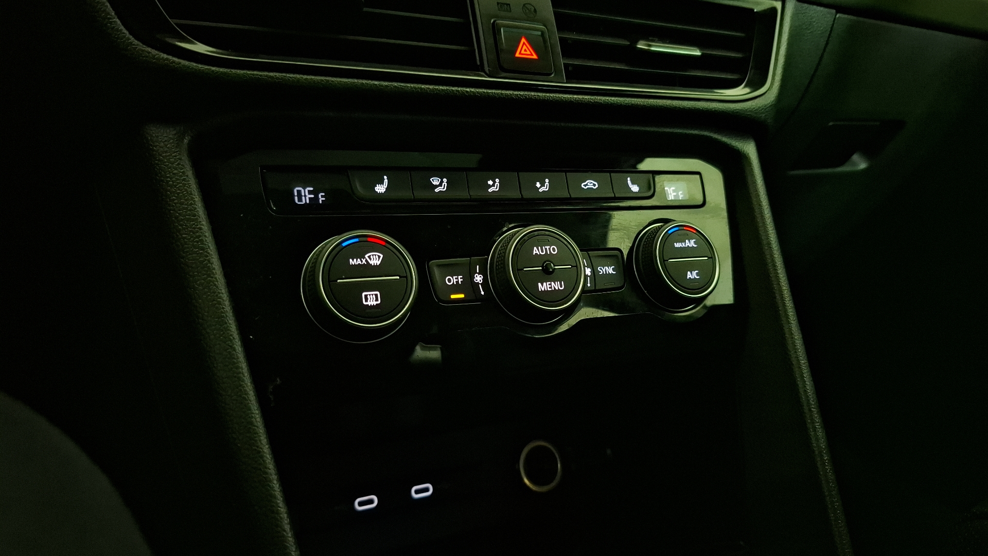 Volkswagen Taos — foto 16 de 17