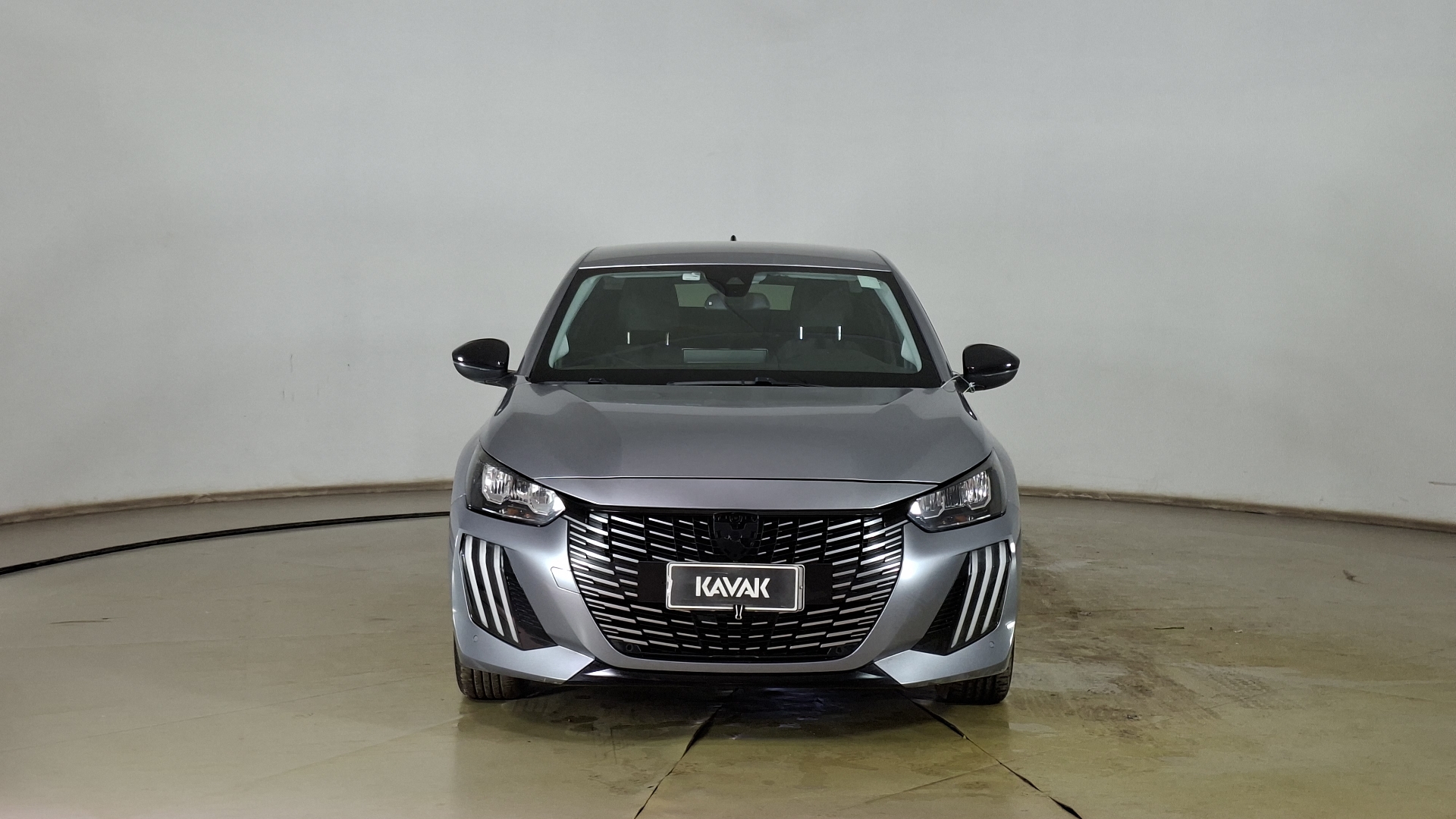 Peugeot 208 — foto 2 de 16