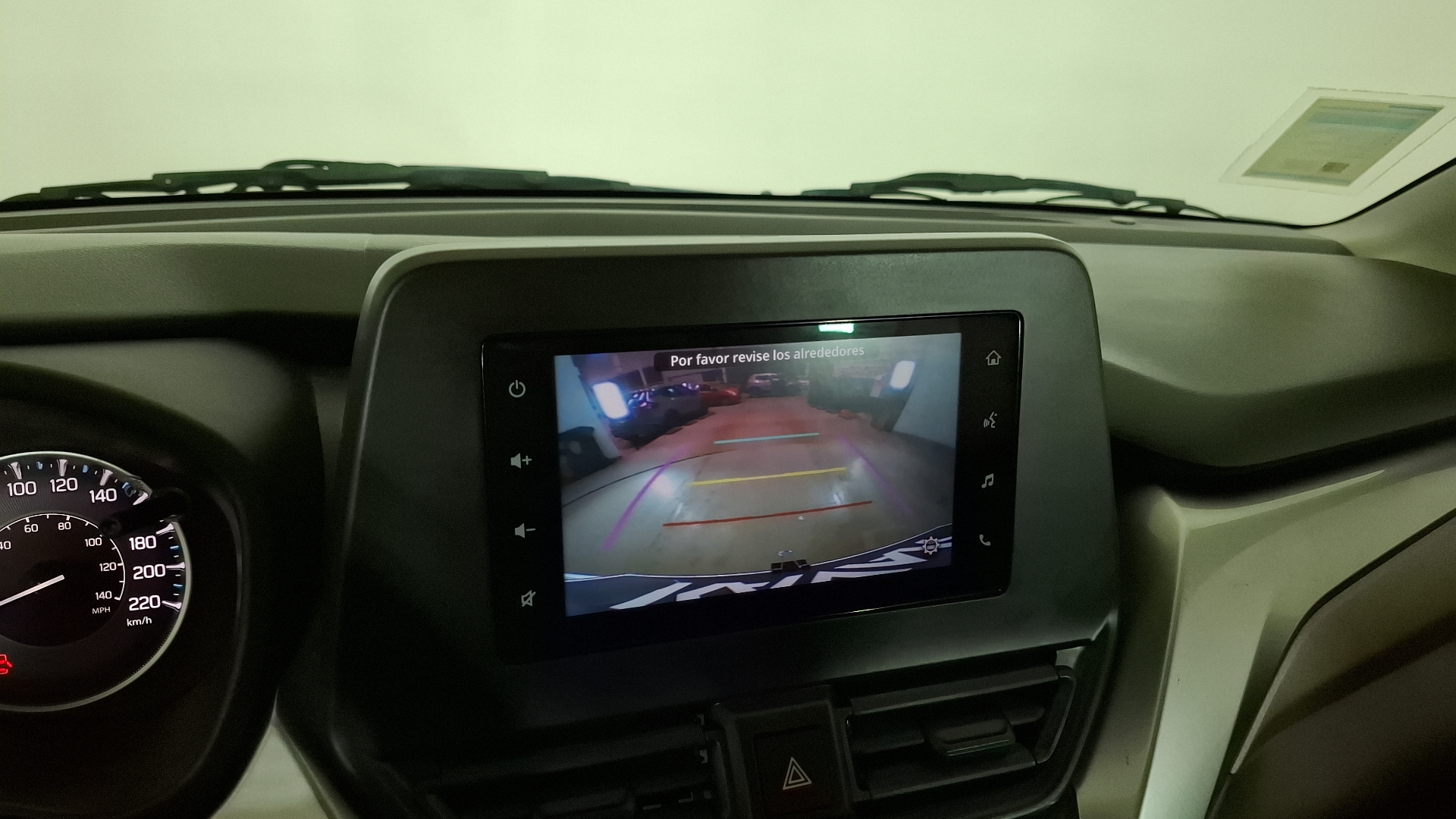 Suzuki Fronx — foto 12 de 16