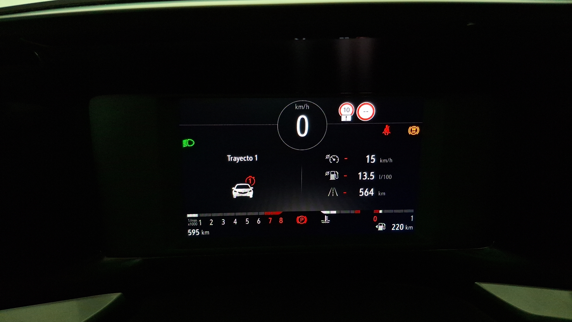 Opel Mokka — foto 9 de 16