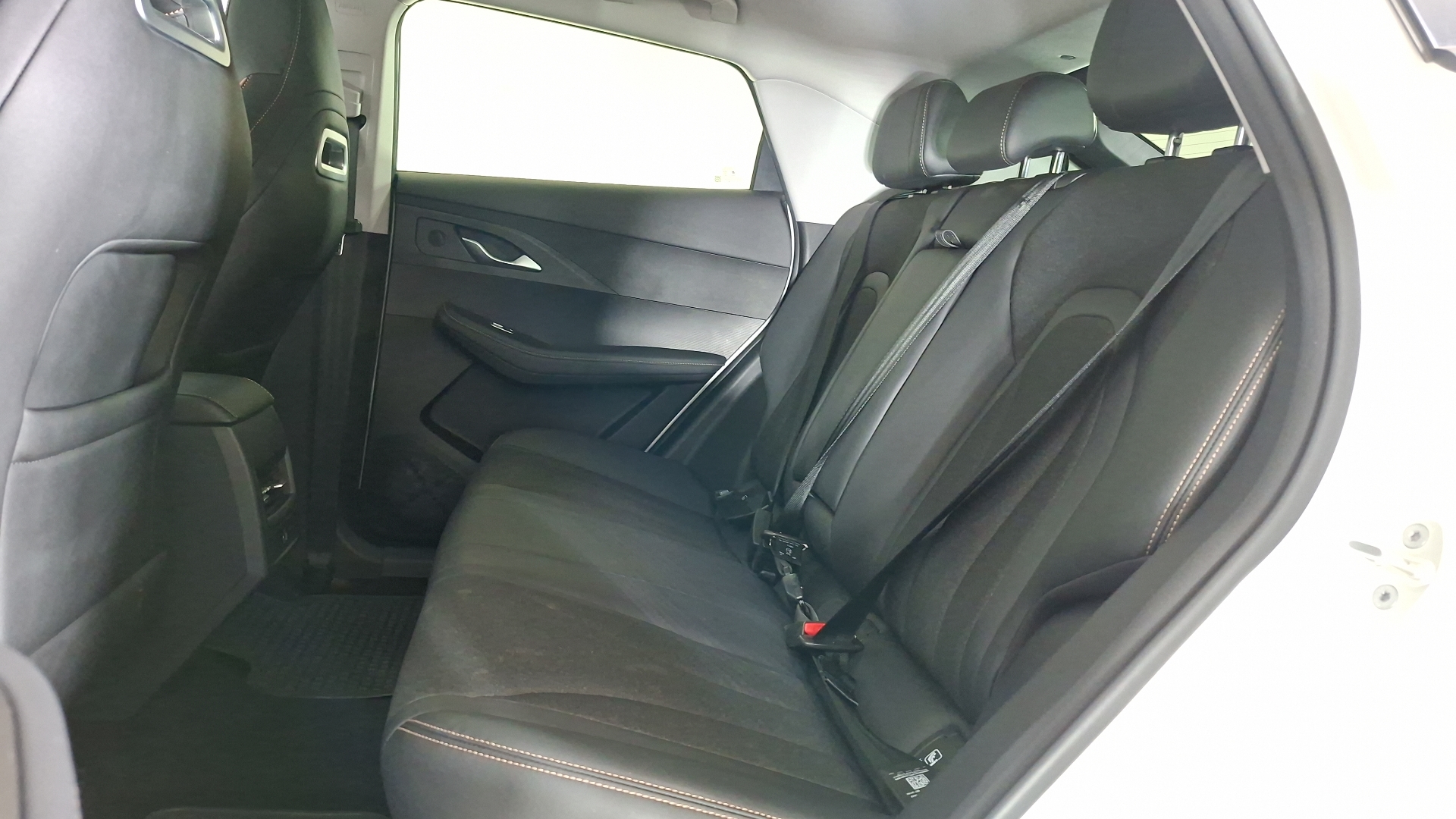 Omoda C5 — foto 14 de 16