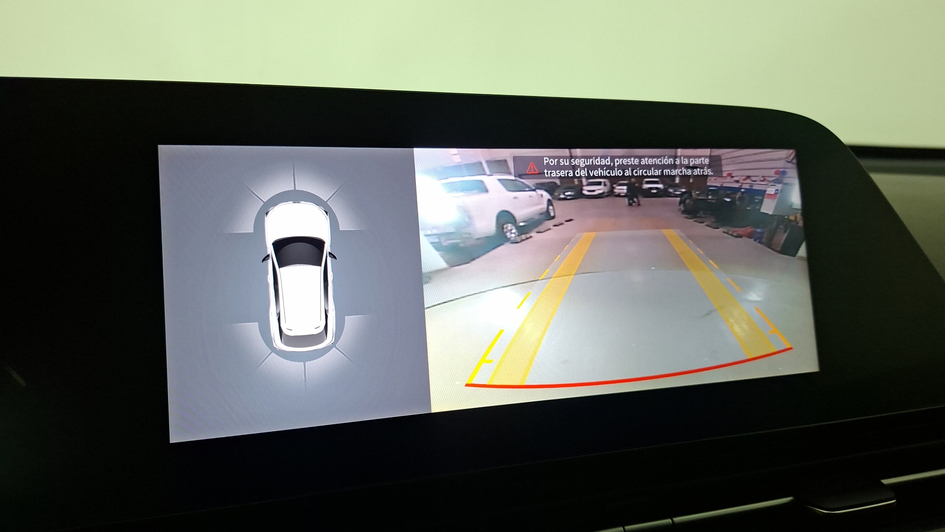 Omoda C5 — foto 12 de 16