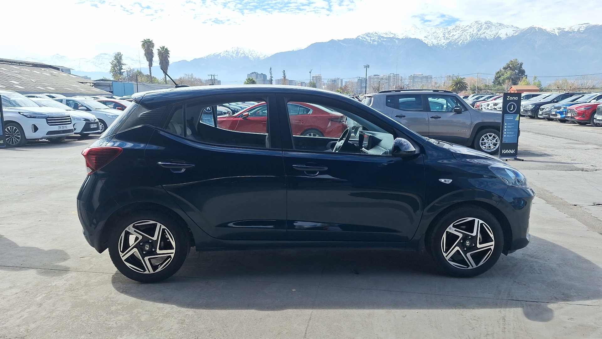 Hyundai Grand I10 — foto 5 de 15