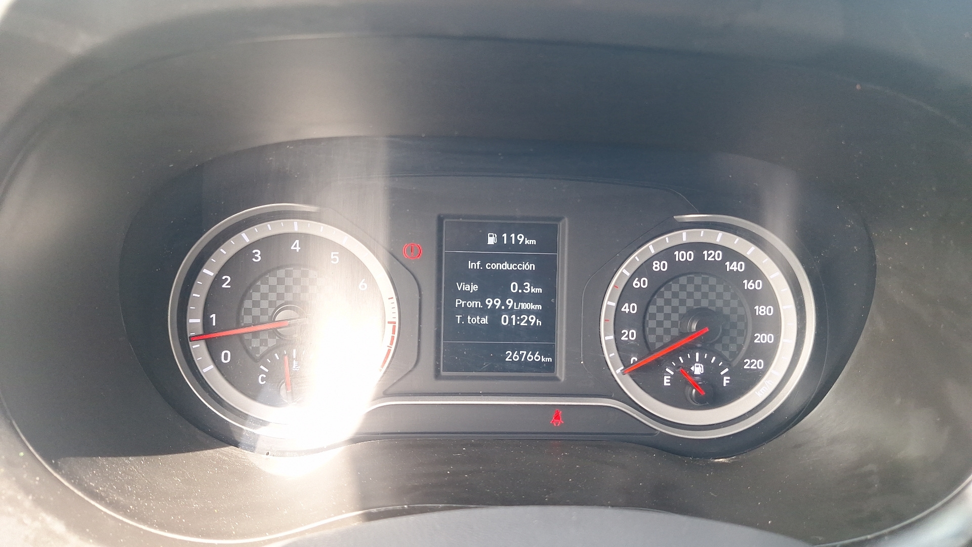 Hyundai Grand I10 — foto 9 de 15