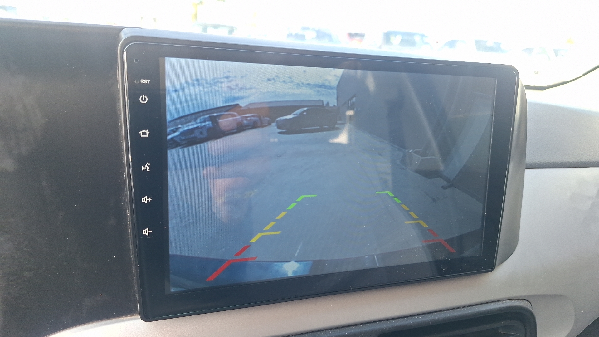 Hyundai Grand I10 — foto 12 de 15