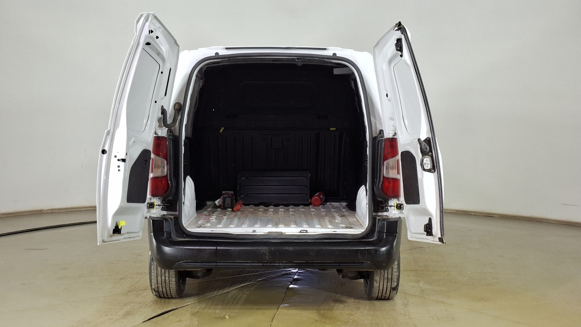 Opel Combo — foto 6 de 14