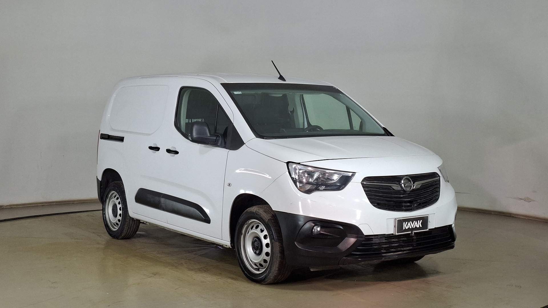 Opel Combo — foto 3 de 14
