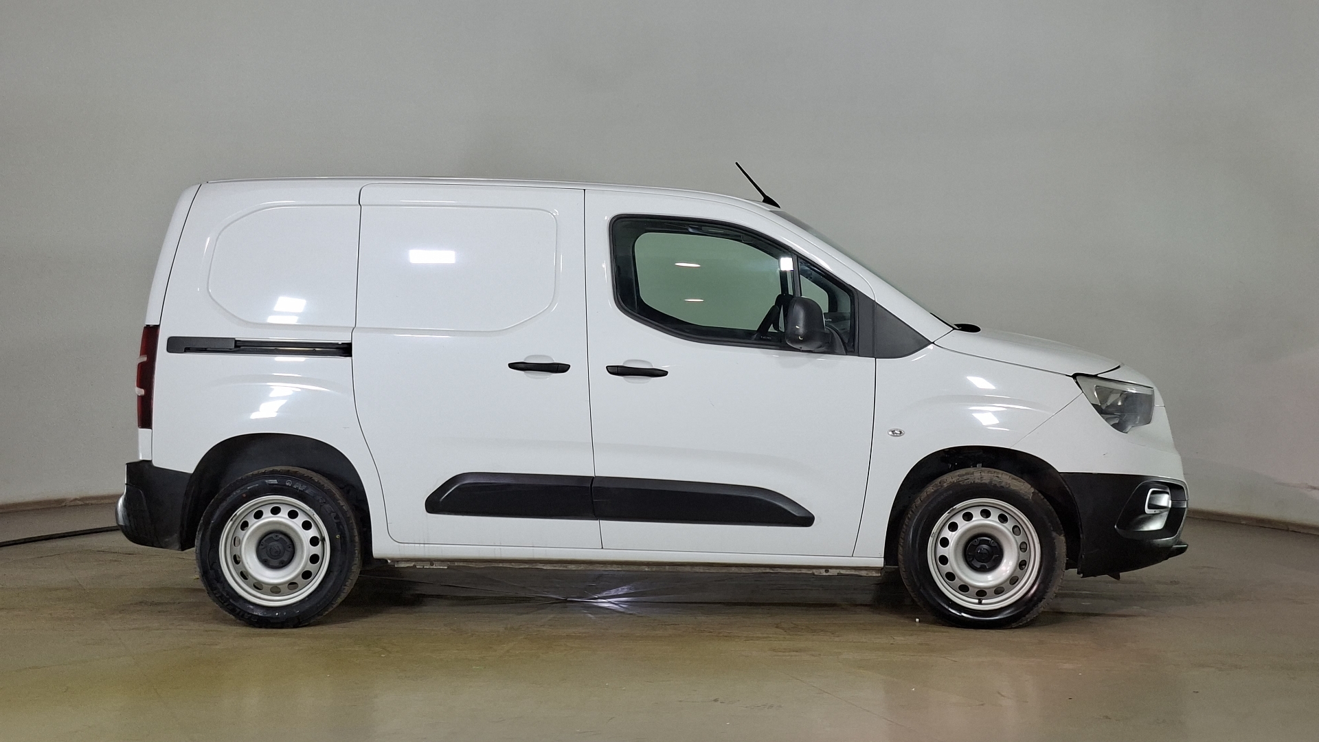 Opel Combo — foto 4 de 14