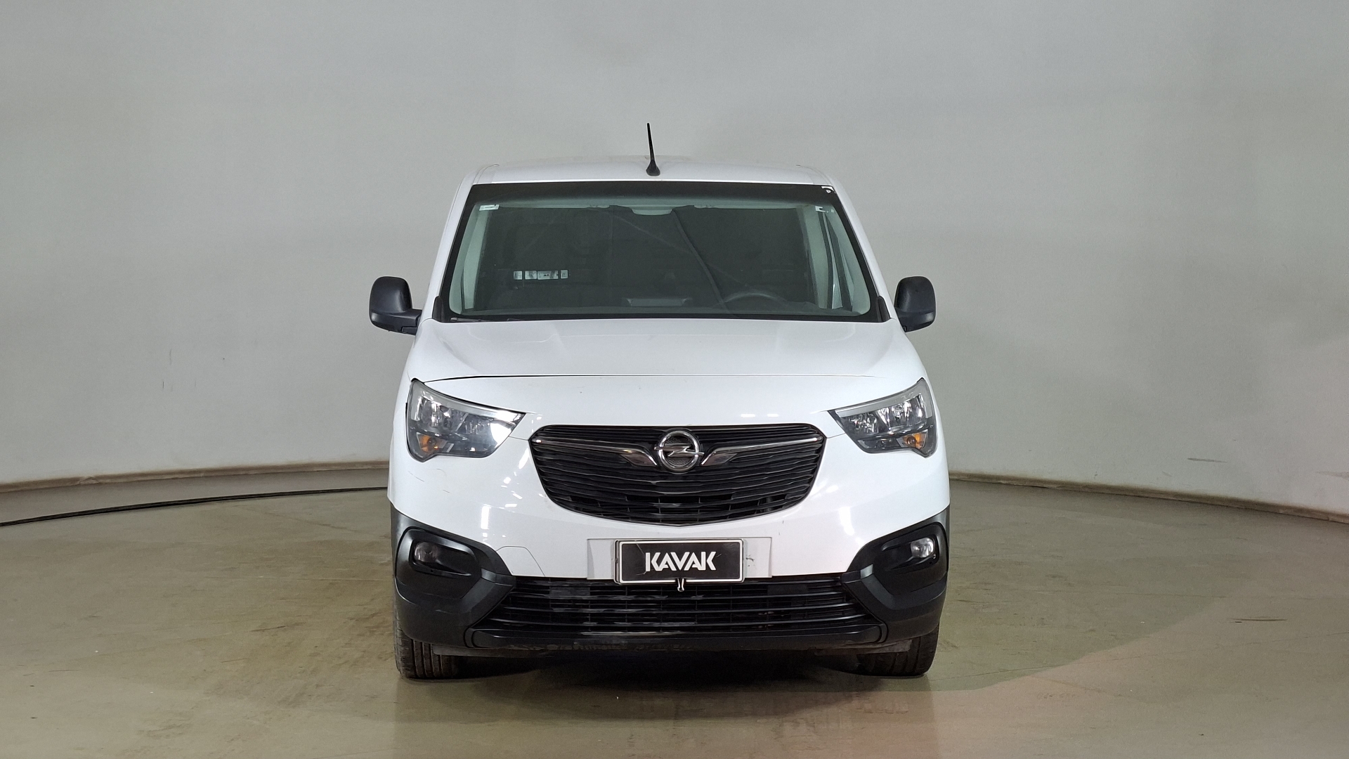Opel Combo — foto 2 de 14