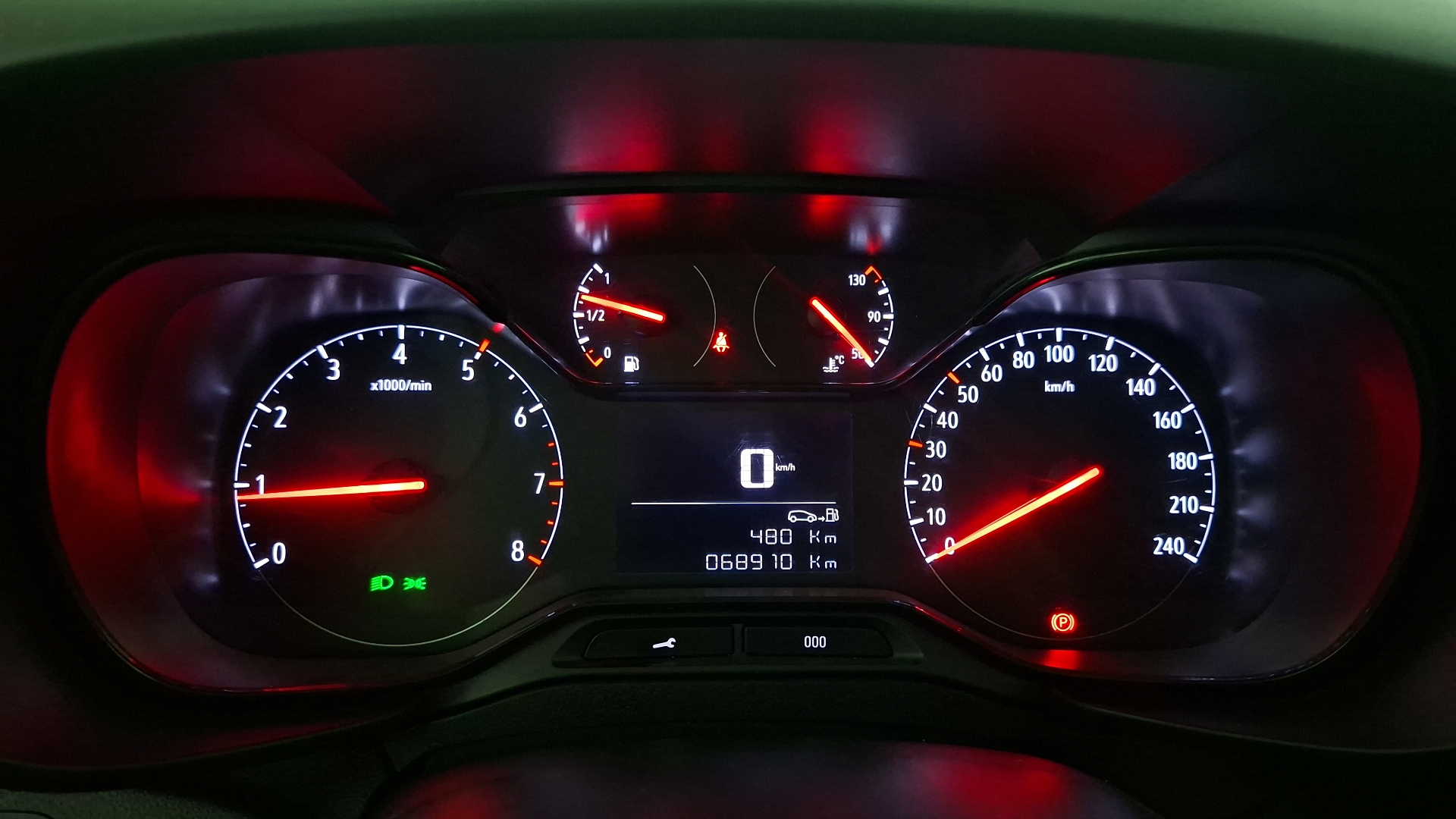 Opel Combo — foto 9 de 14