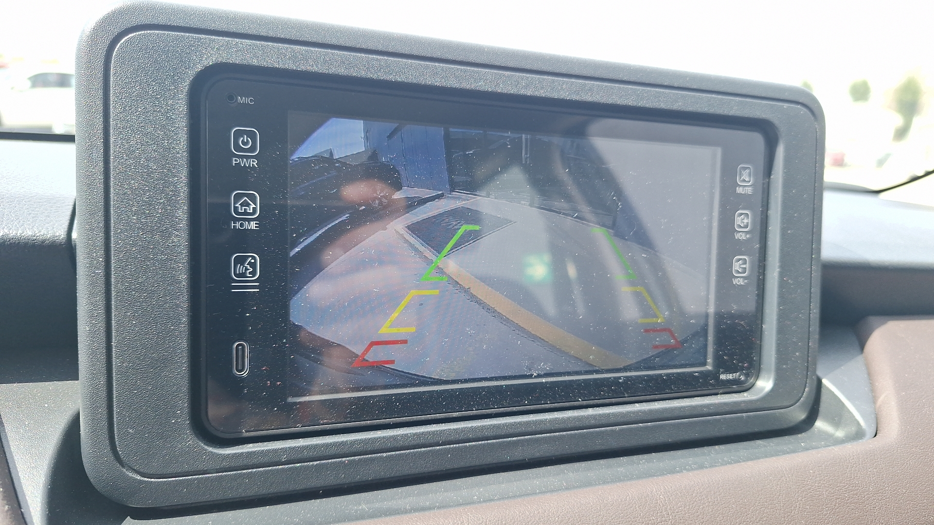 Toyota Yaris — foto 12 de 15