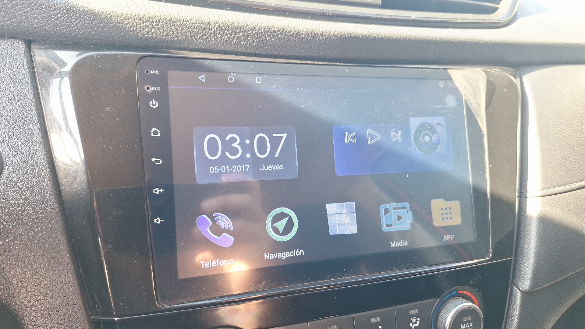 Nissan X-Trail — foto 10 de 15