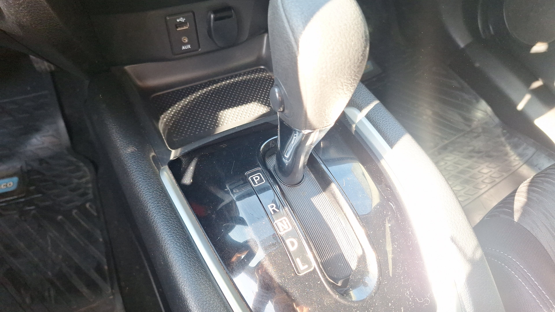 Nissan X-Trail — foto 11 de 15