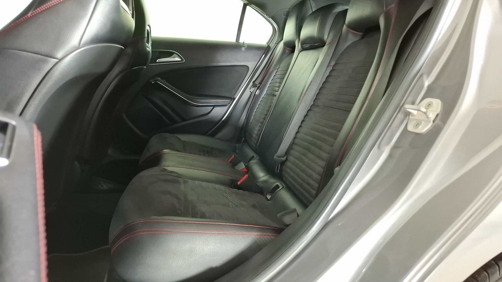 Mercedes-Benz Clase A — foto 15 de 17