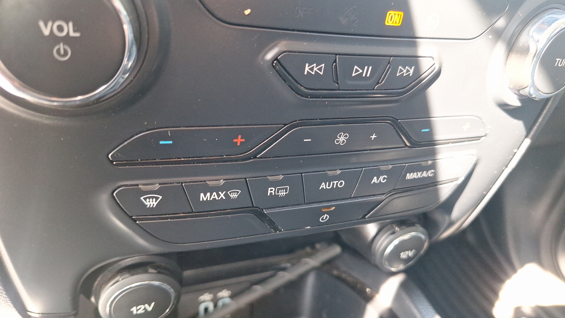 Ford Ranger — foto 14 de 14