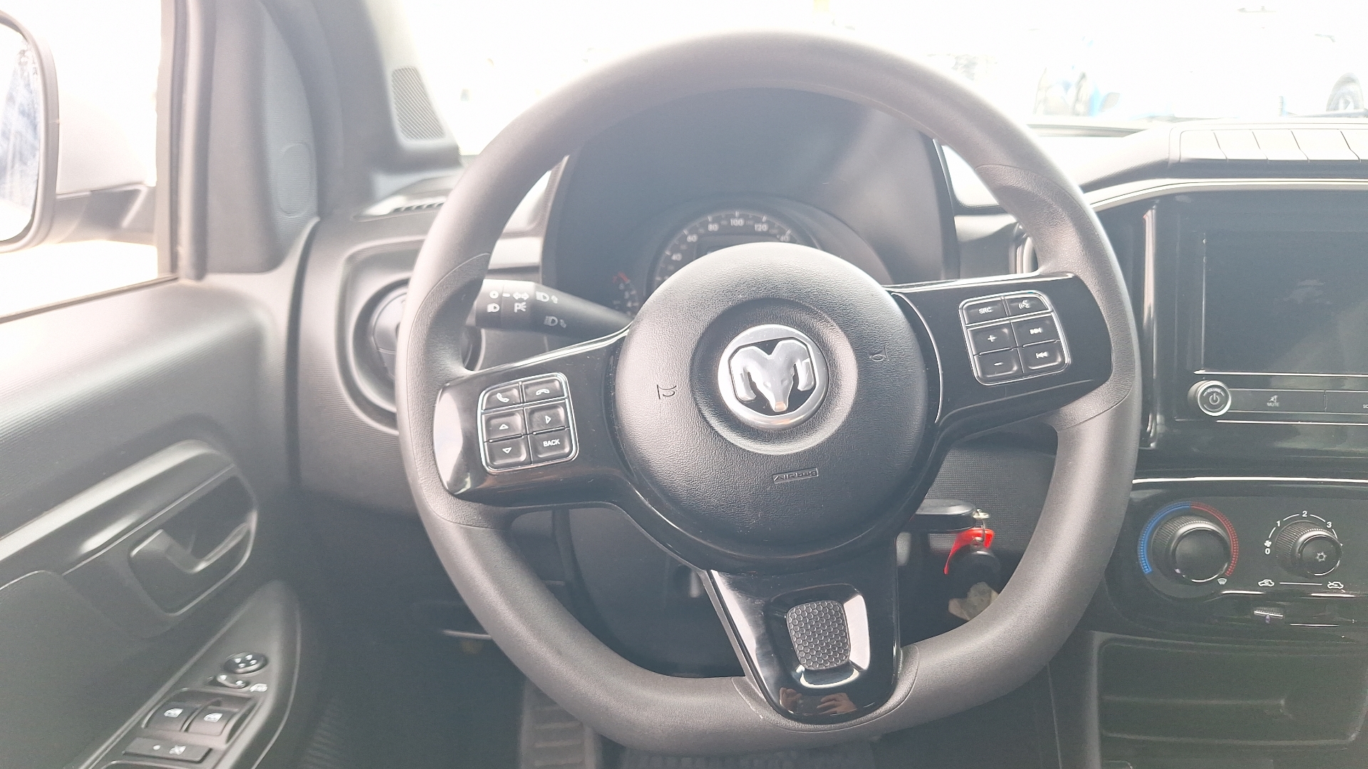 RAM 700 — foto 8 de 15