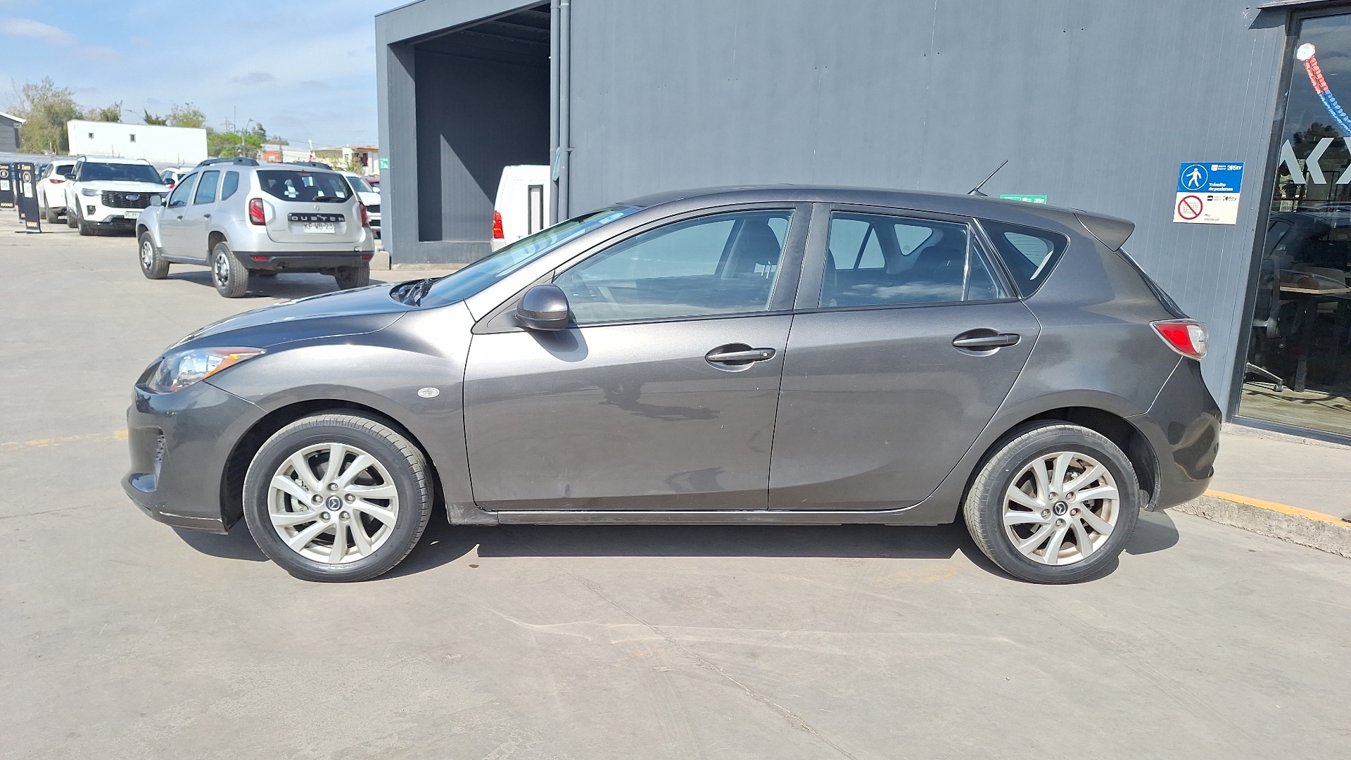 Mazda 3 — foto 2 de 15
