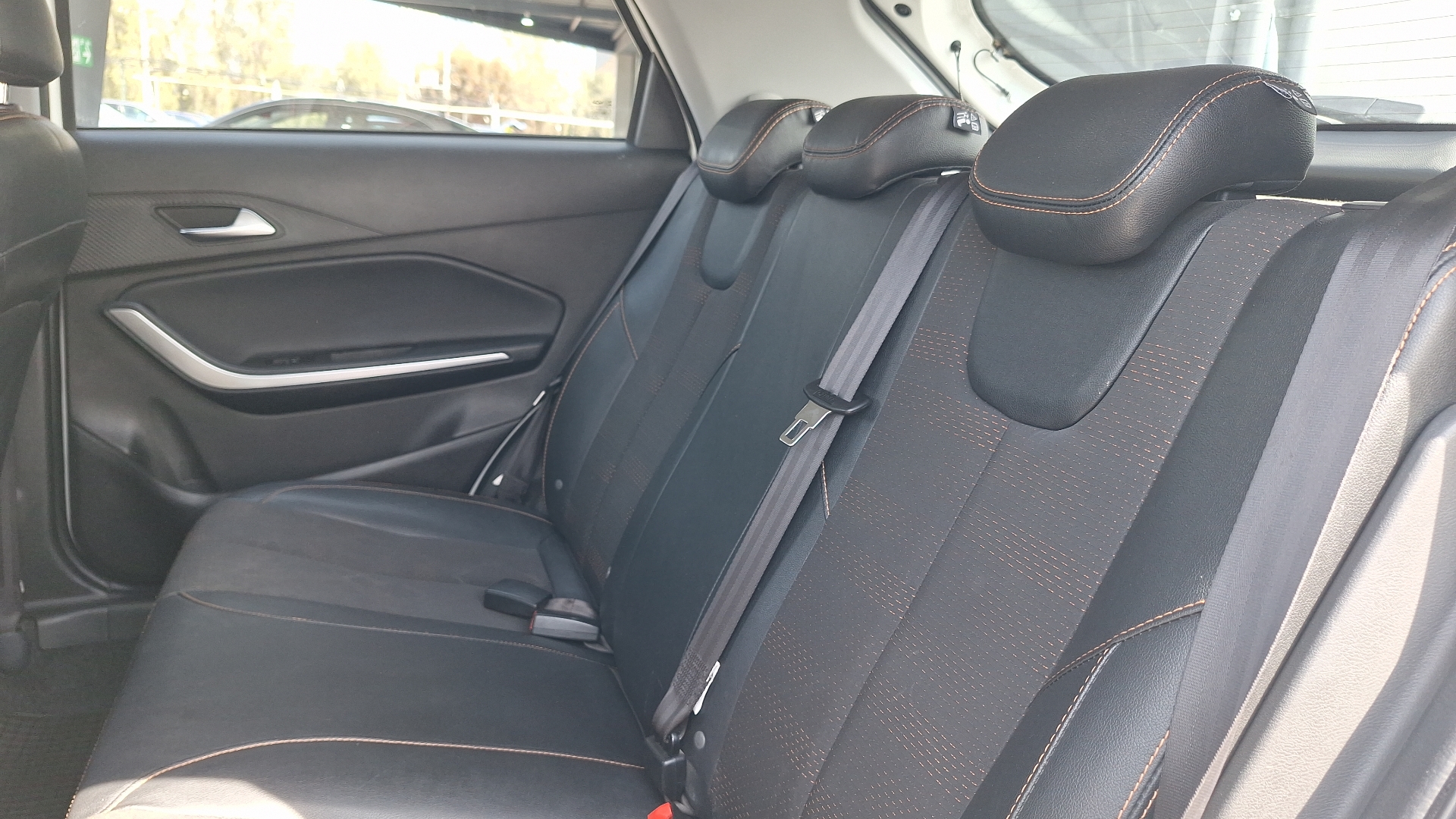 Chery Tiggo 2 — foto 13 de 15