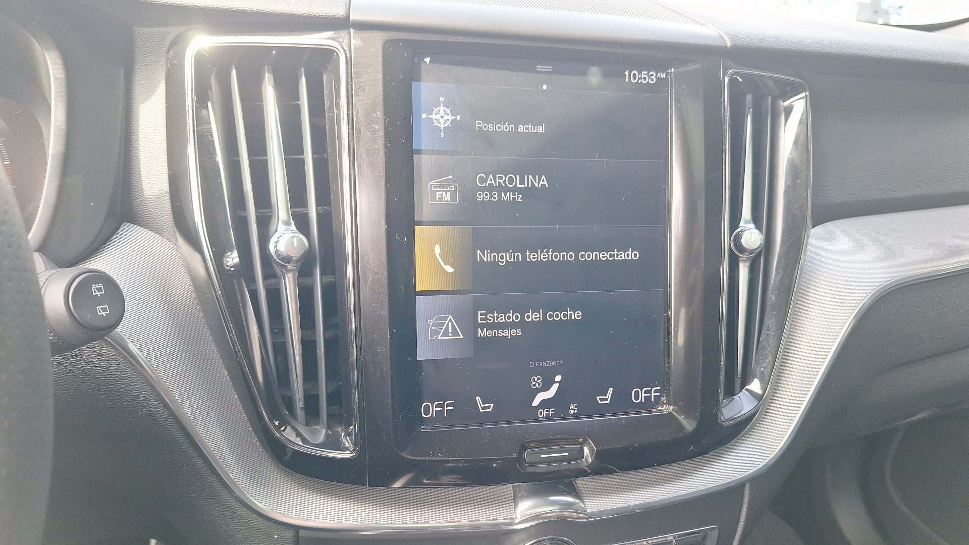 Volvo XC60 — foto 10 de 16