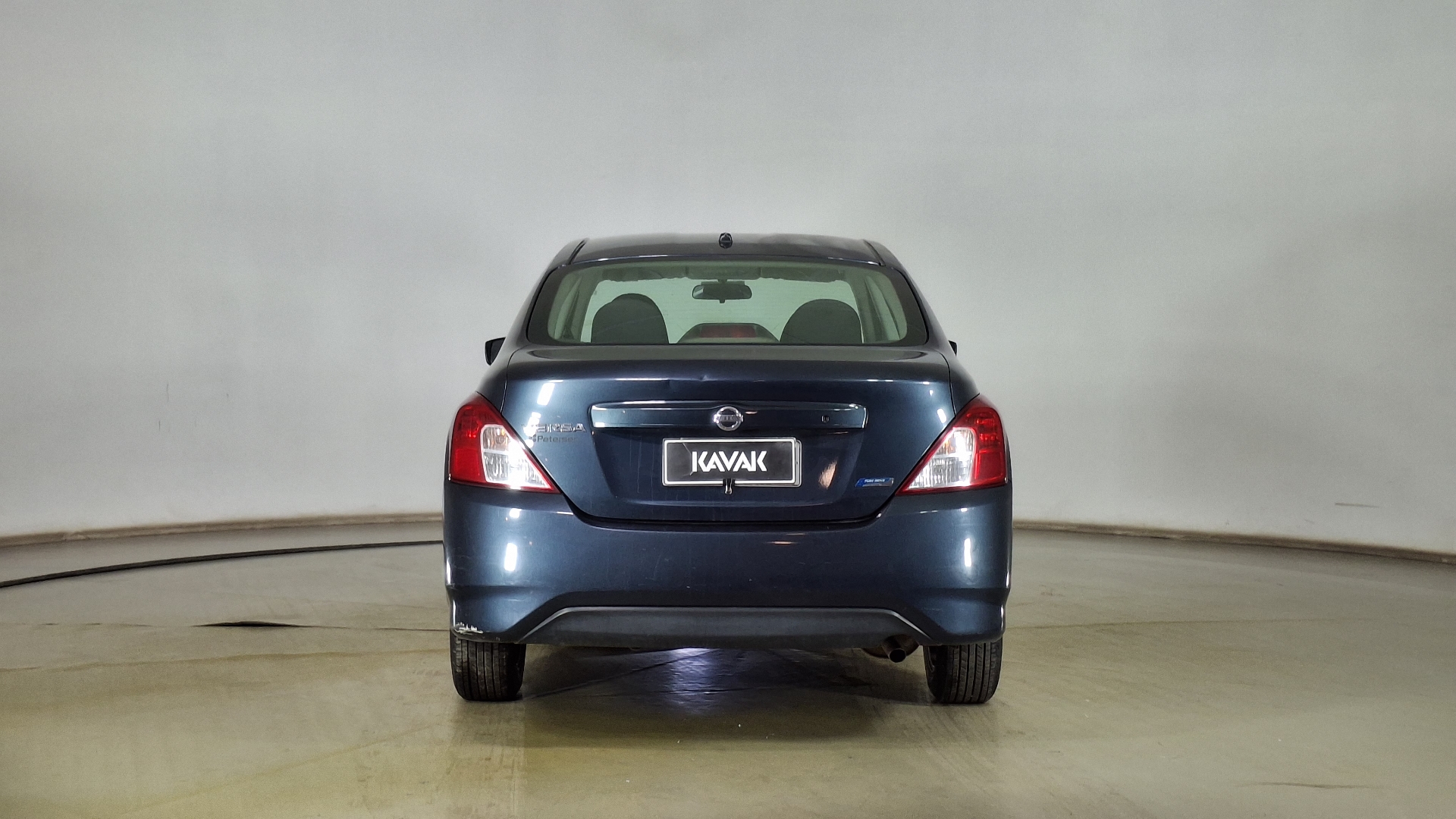 Nissan Versa — foto 5 de 15
