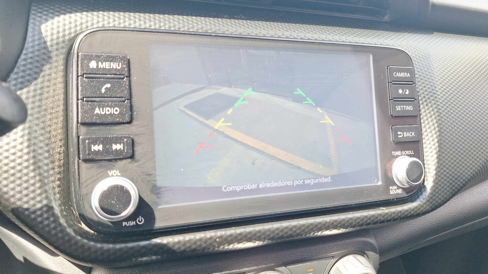Nissan Kicks — foto 12 de 15