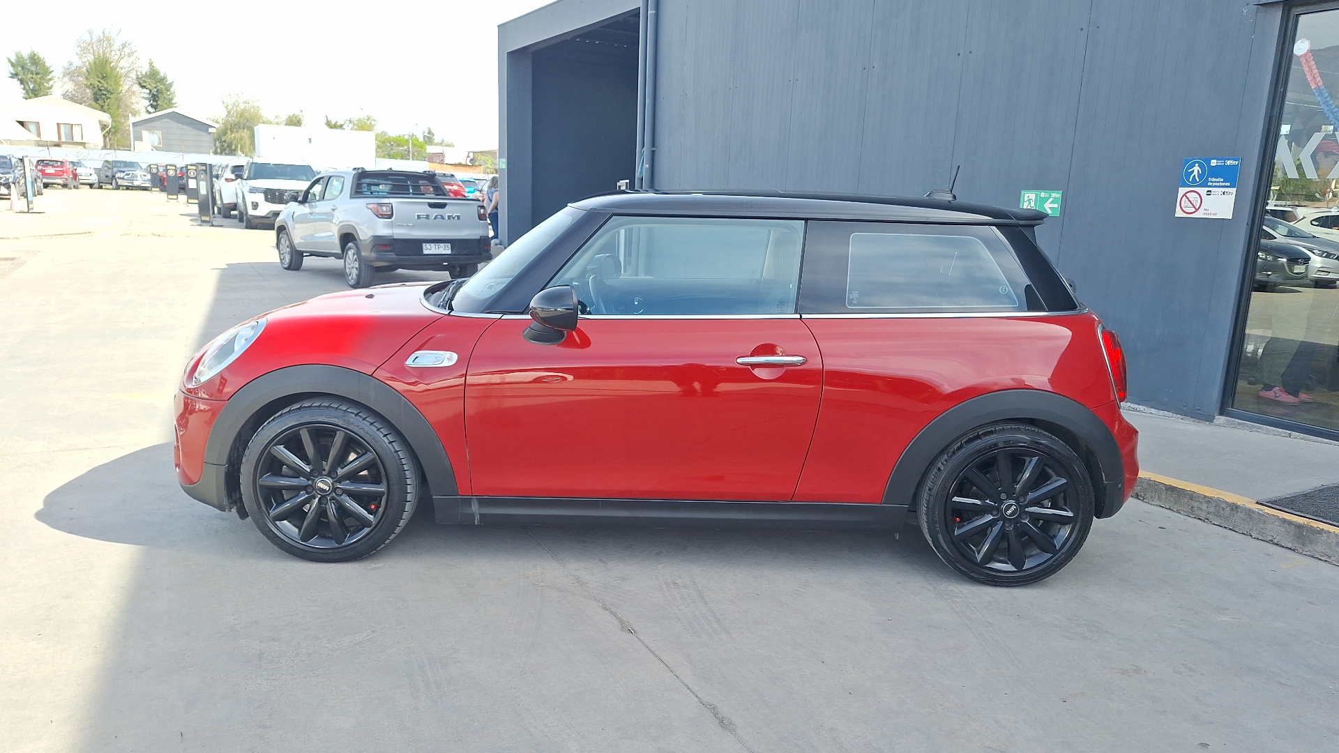 MINI Cooper — foto 2 de 15